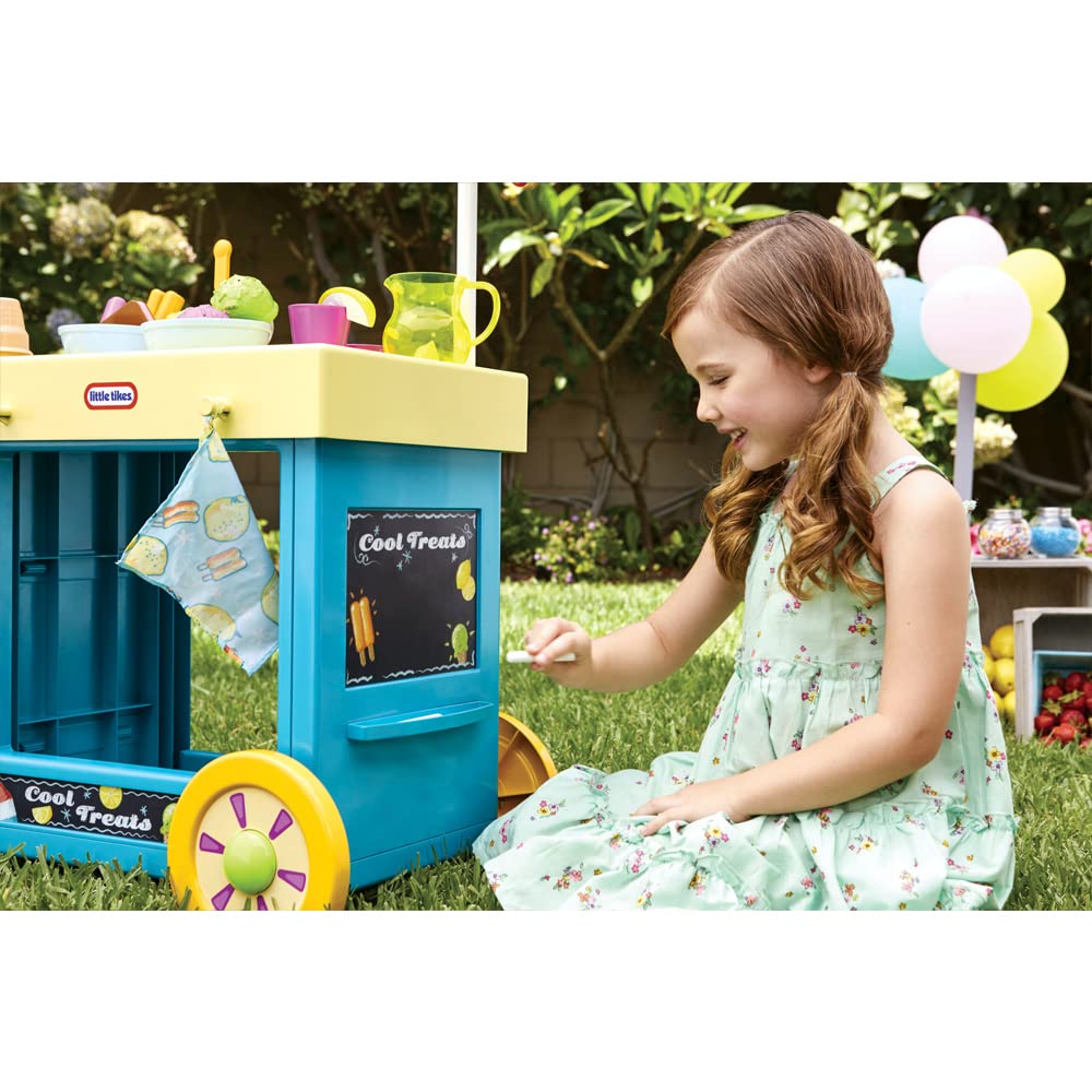 Little Tikes 2-in-1 Lemonade and Ice Cream Stand with 25 Accessories and Chalkboard For Kids Ages 2 plus