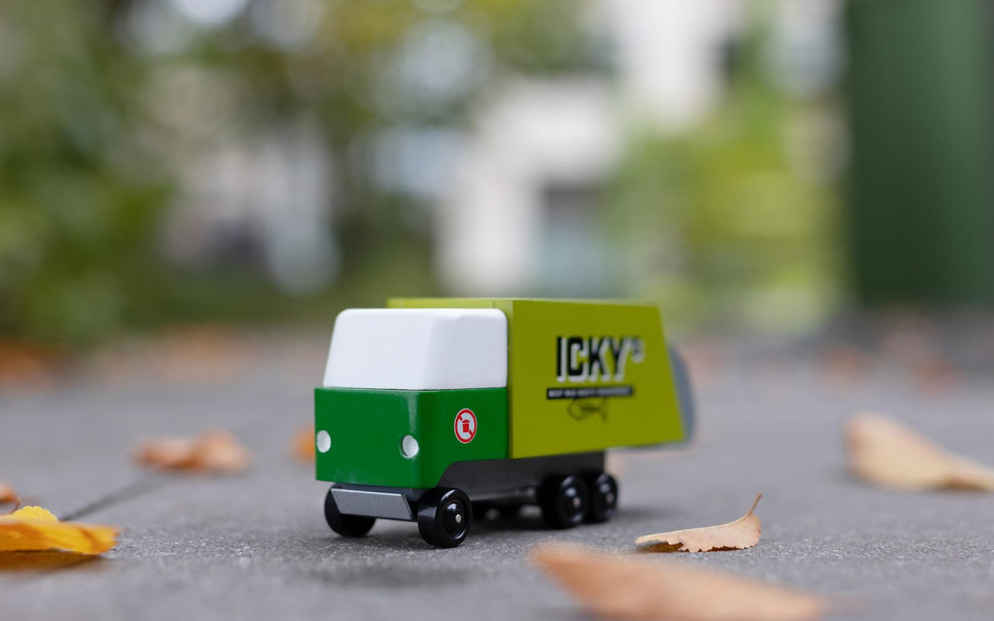 Candycar Wooden Diecast Collection - Garbage Truck, Premium Handcrafted Beech Wood Toy Car