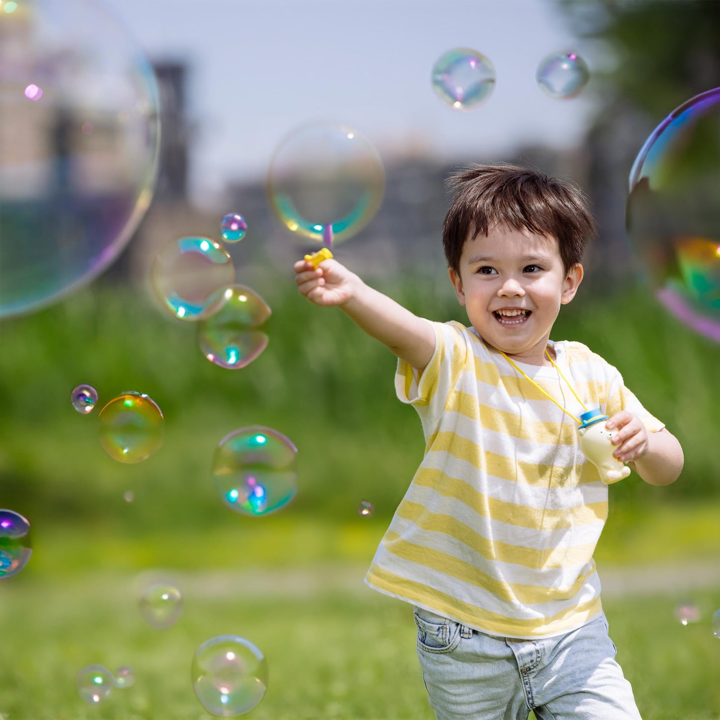 Tiny Bear Bubble Blower Set For Babies And Toddlers, Includes Solution And Wands, Safety Buckle Necklace