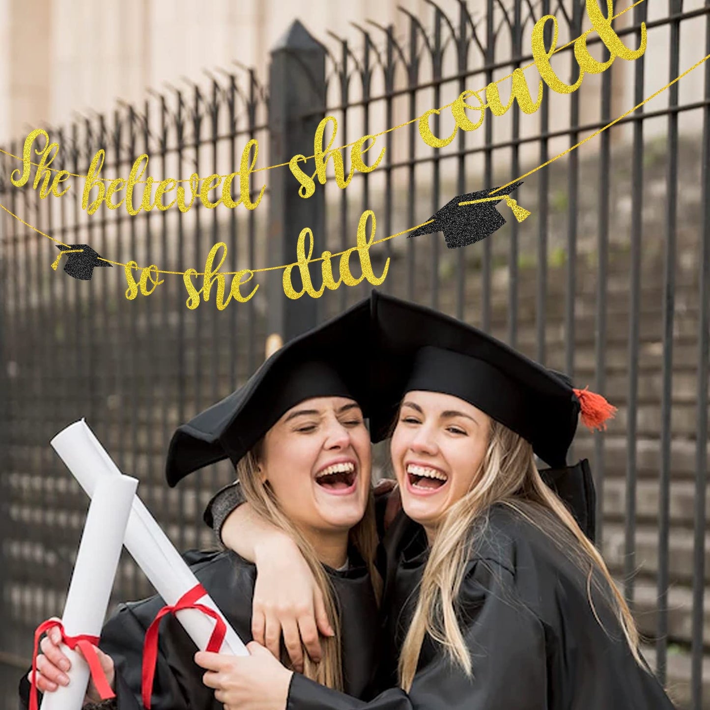 She Believed She Could So She Did Banner Decorations - Gold Glitter She Did It 2024 Garland Graduation Bunting Banner, Congrats
