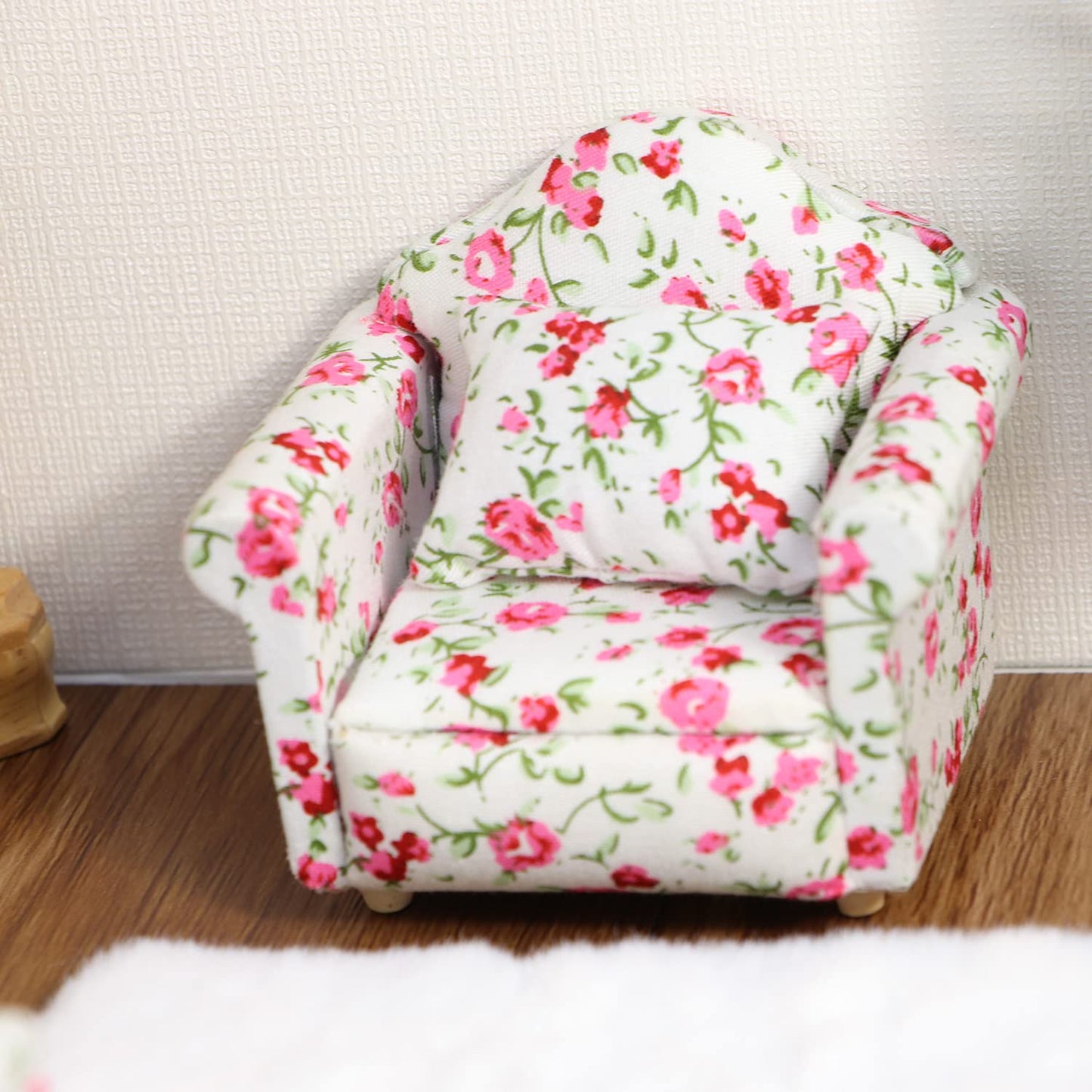 Dollhouse Couch With Pillow 1 12 Scale Miniature Sofa Arm Chair Living Room Furniture Wooden Fabric Frame Single Reading Chair A