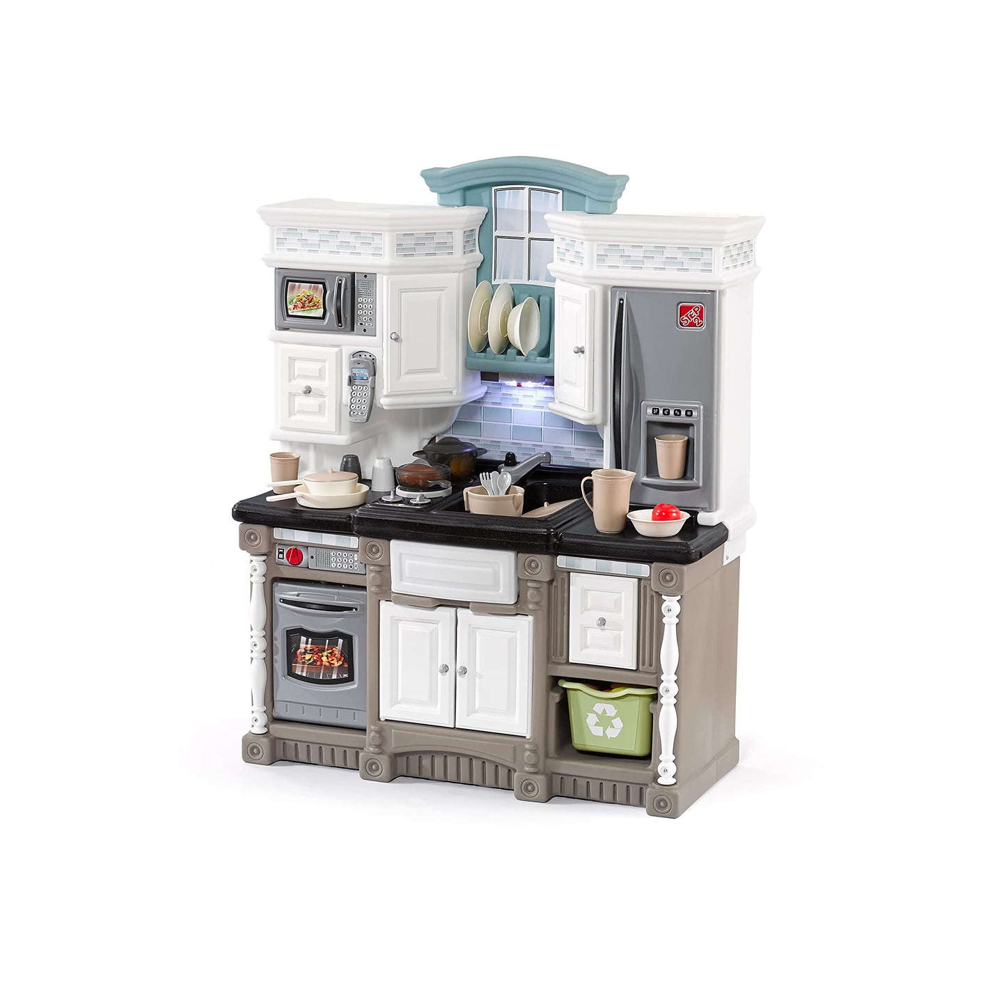 Step2 Lifestyle Dream Kids Kitchen Playset, Indoor/Outdoor Kitchenette, Interactive Play with Lights and Sounds, Made of Durable