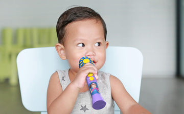 eKids Ms Rachel Toy Microphone for Kids, Includes Built-in Music and Lights, Toddler Toys for Ages 18 Months and Up (Purple)