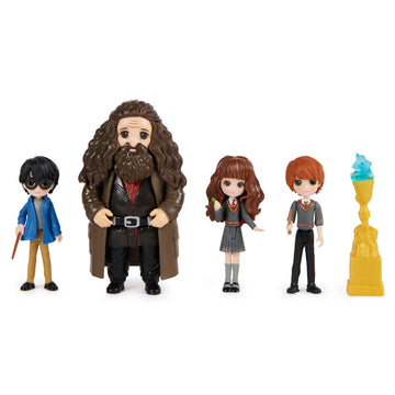 Wizarding World, Harry Potter WB 100th Set with 8 Figures and 5 Doll Accessories
