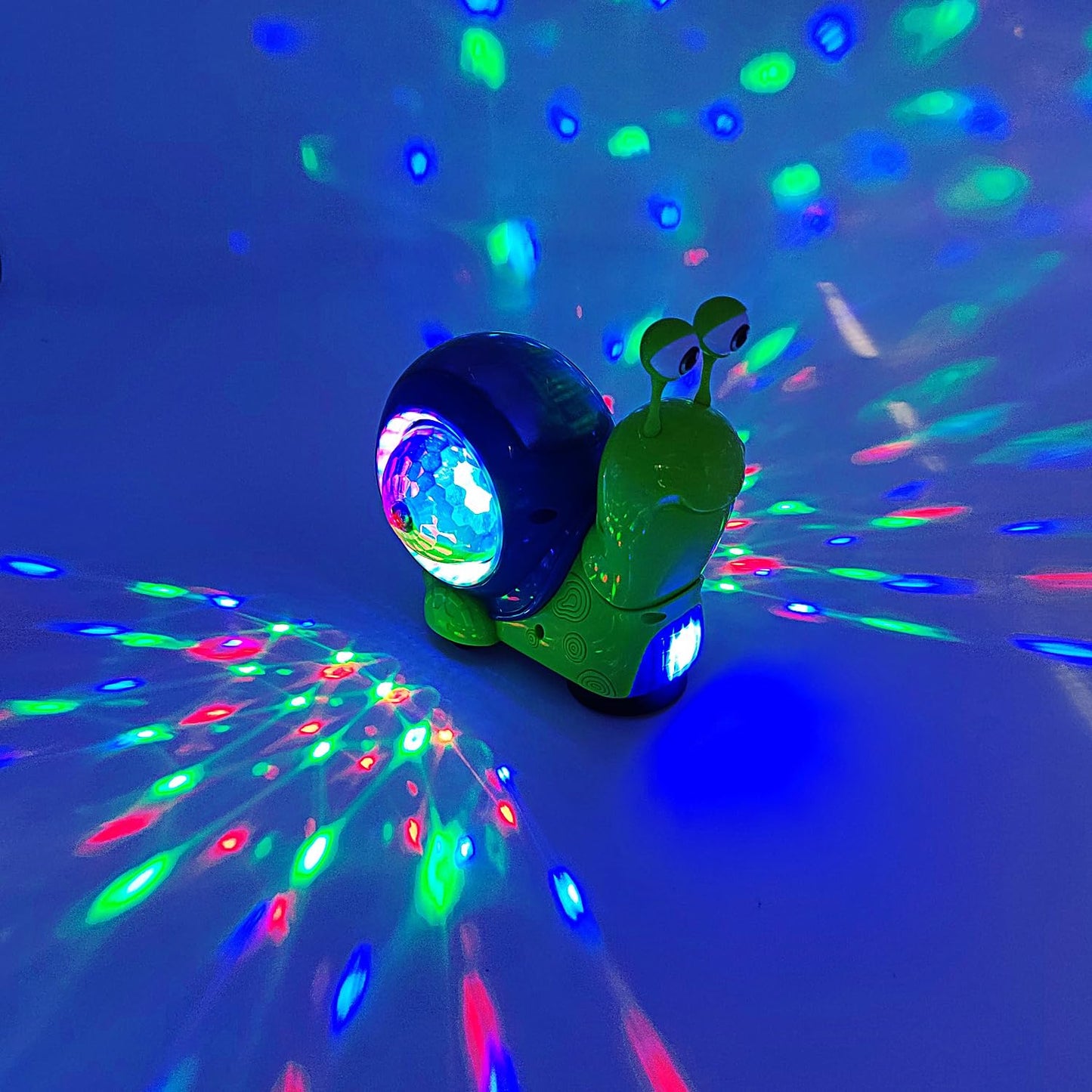 Tipmant Baby Toddler Electric Snail Toy Cute Electronic Animal Crawl, Play Music, Luminous Light Kids Birthday (Green)