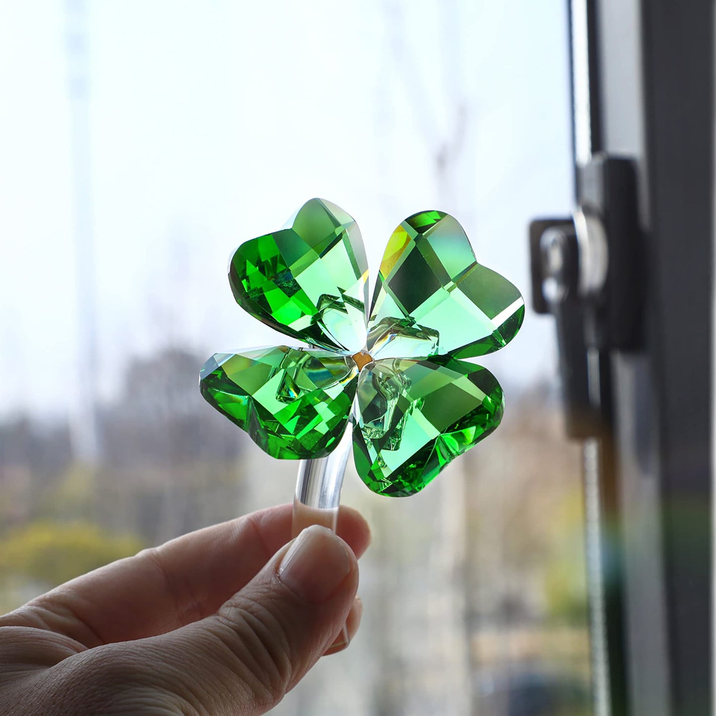 Hdcrystalgifts Crystal Flower Dreams Four-Leaf Clover Figurine Collectibles Green Crystal Glass Statue Ornament Lucky St Patricks Day Gift For Women Car Table Shelf Decorations,Green