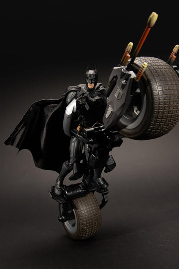 McFarlane The Dark Knight DC Multiverse Action Figure with Vehicle Batman & The Batpod 18 cm