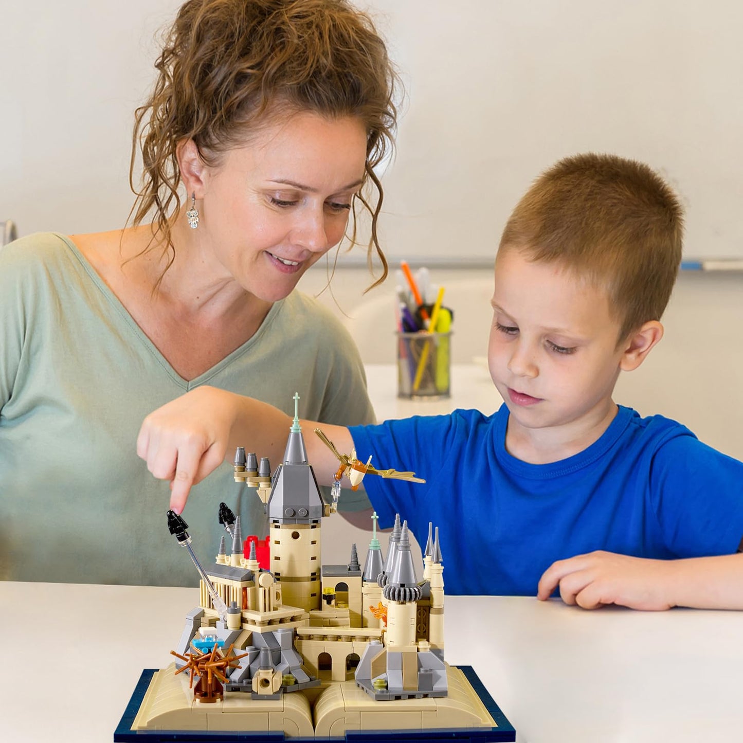 Vziimo Magic Castle Book Building Set, Creative Stem Toys Gifts For Boys Girls 8-14, Collectible Display Castle Kit For Adults Kids Movie Fans (727 Pcs)