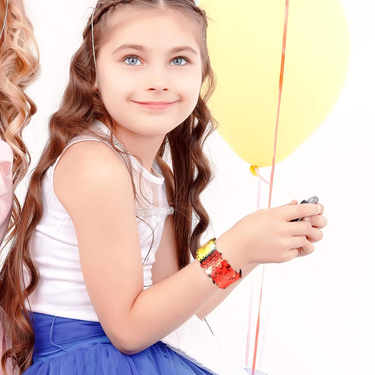 Kuuqa 25 Pcs Magic Mermaid Sequin Bracelets Glitter Reversible Sequins Slap Bracelets Wristbands For Kids Little Mermaid Birthda