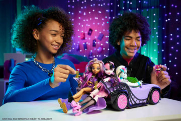 Monster High Ghoul Mobile Toy Car with Pet & Cooler Accessories, Large Purple Convertible, Model HHK63