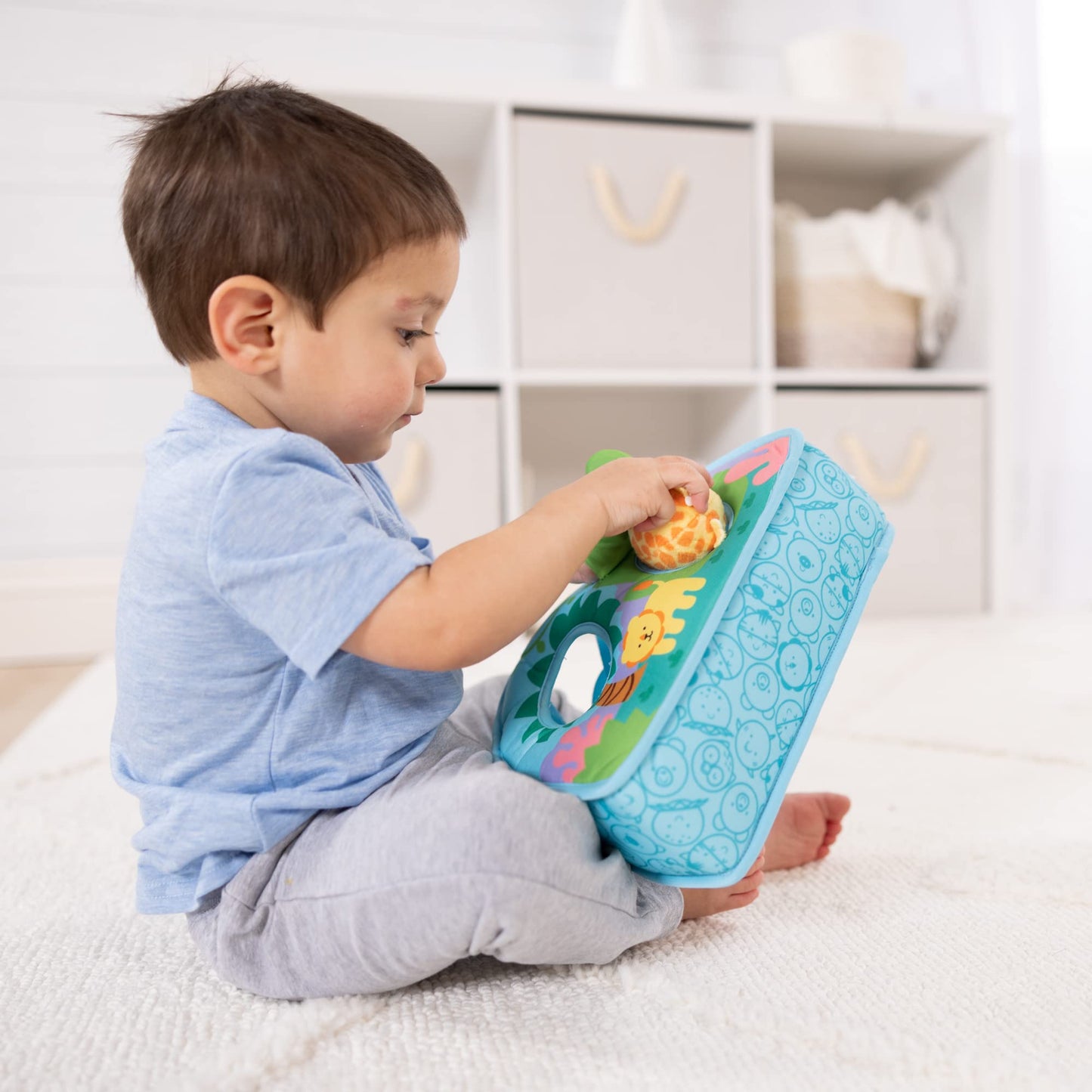 Melissa & Doug Rollables Take-Along Tote With Giraffe Infant And Toddler Toy (2 Pieces)