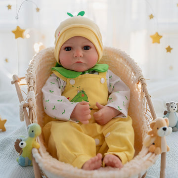 Thorugod Lifelike Reborn Baby Dolls - 18 Inch Realistic Baby Girl Doll with Vinyl Full Body Newborn Baby Doll for Kids Age 3+