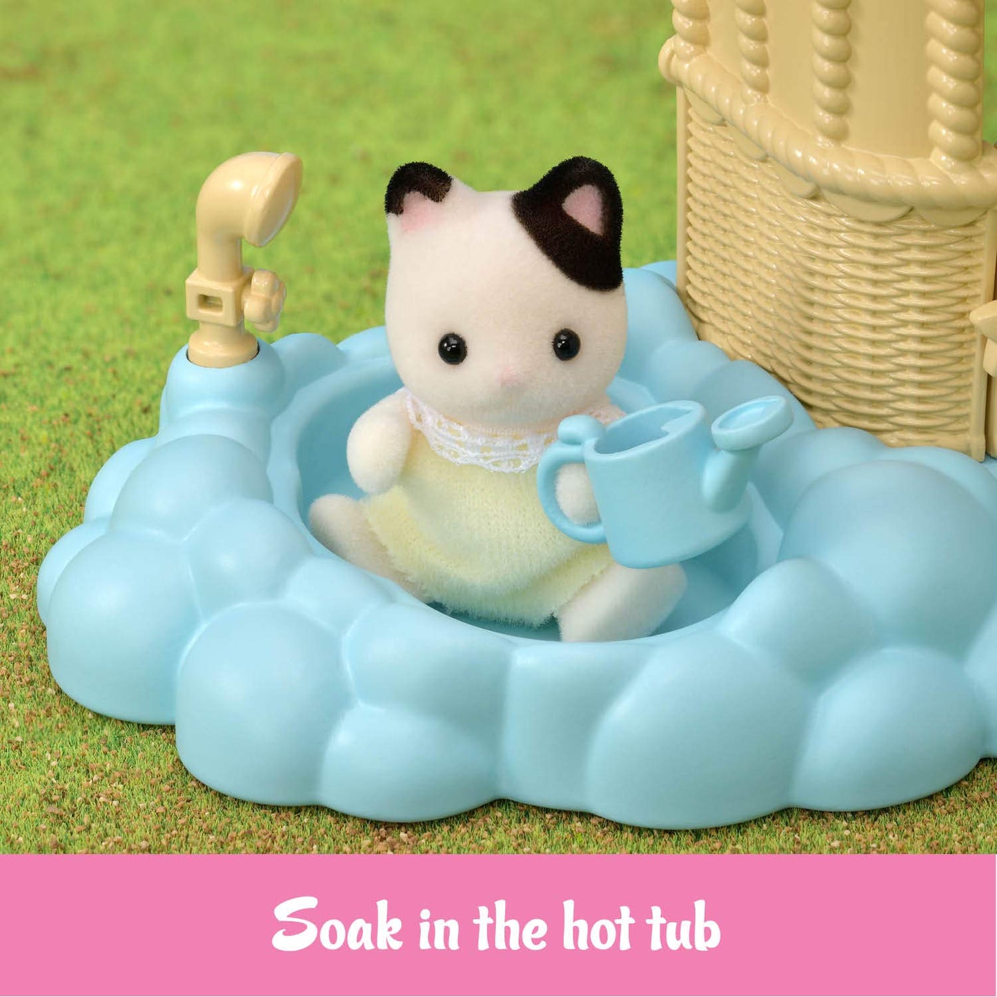 Calico Critters Baby Balloon Playhouse, Dollhouse Playset With Tuxedo Cat Figure Included