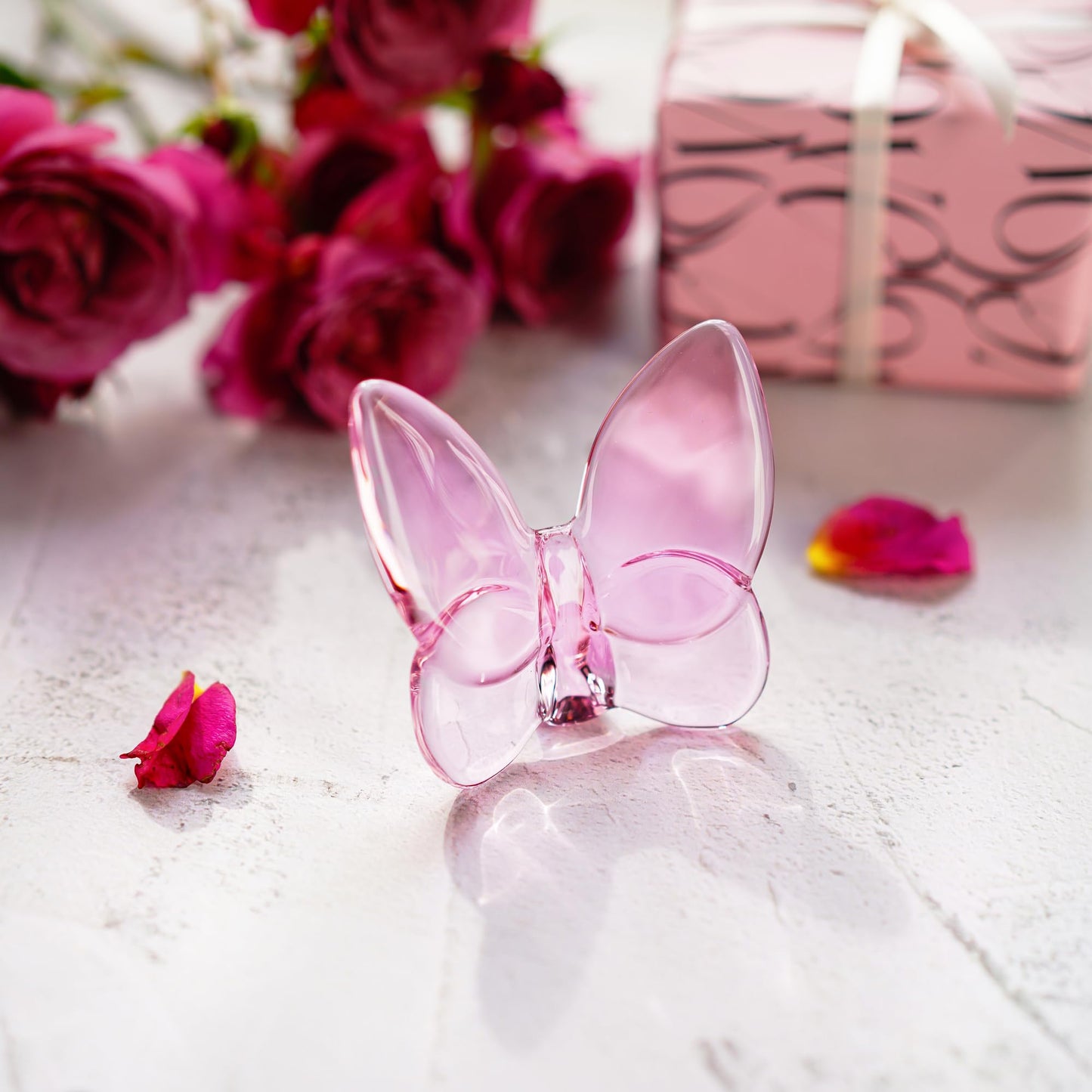 Kanpura Pink Crystal Butterfly Figurine,Flying Butterfly Figurine, Glass Butterfly Ornament,Crystal Animal Collectible Gift For Butterfly Enthusiasts And Collectors