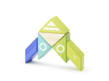 6 Piece Tegu Travel Pal Magnetic Wooden Block Set, Spaceship