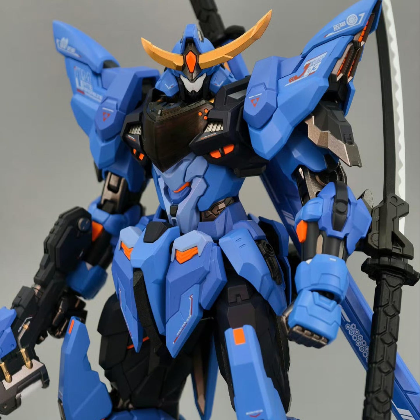 Beerise Moshowtoys Action Figures Mech - Brahma Pill,Excellence Level - 7,Classic Character,Collectible,Age 15 And Above
