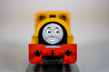 Bachmann Trains Thomas And Friends Bill Engine With Moving Eyes , Yellow
