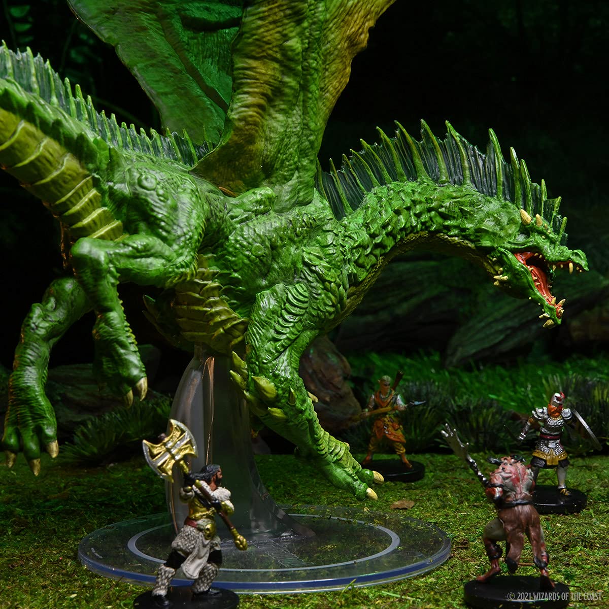 D&D Icons Of The Realms: Adult Green Dragon Premium Figure