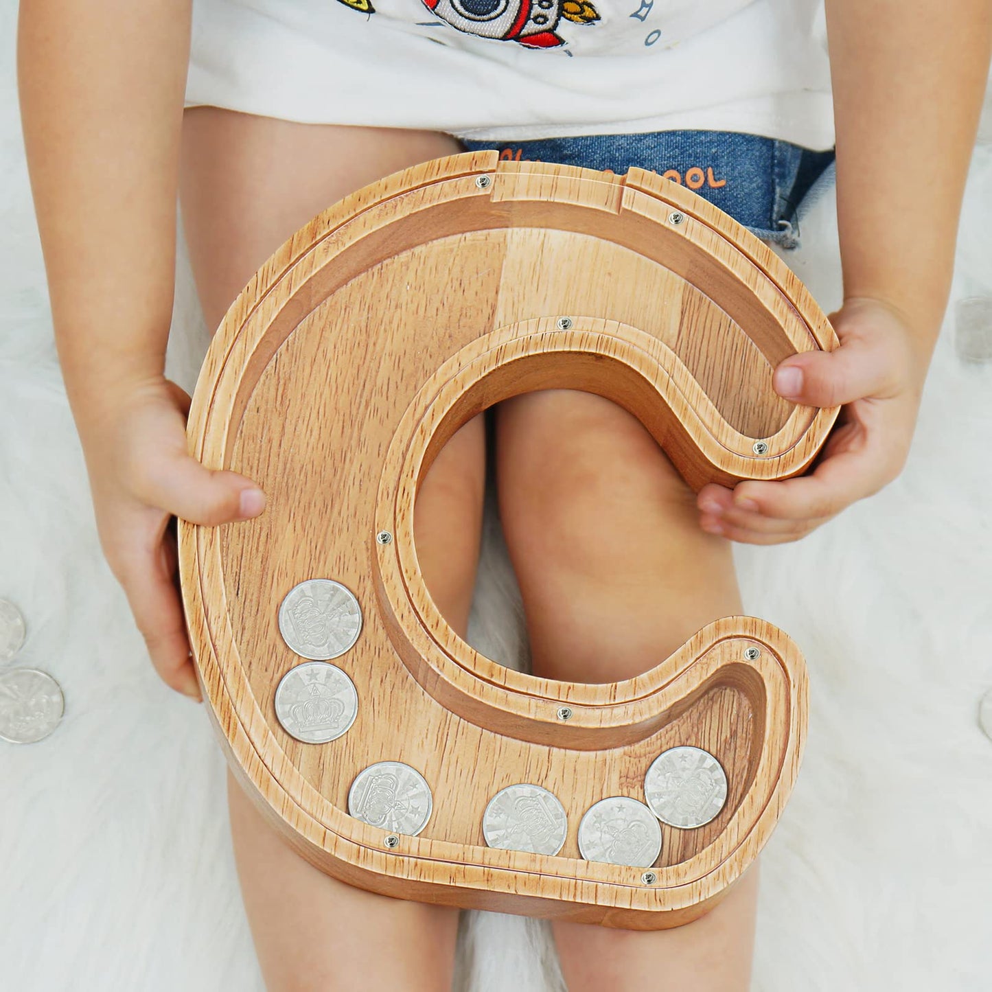 Piggy Bank For Kids Boys Girls, Large Personalized Wooden Letter Piggy Bank With Cut-Out Design, Alphabet Letter Coin Banks, Money Savings Box, Wooden Bank For Kids Creative Gift For Real-Money(C)