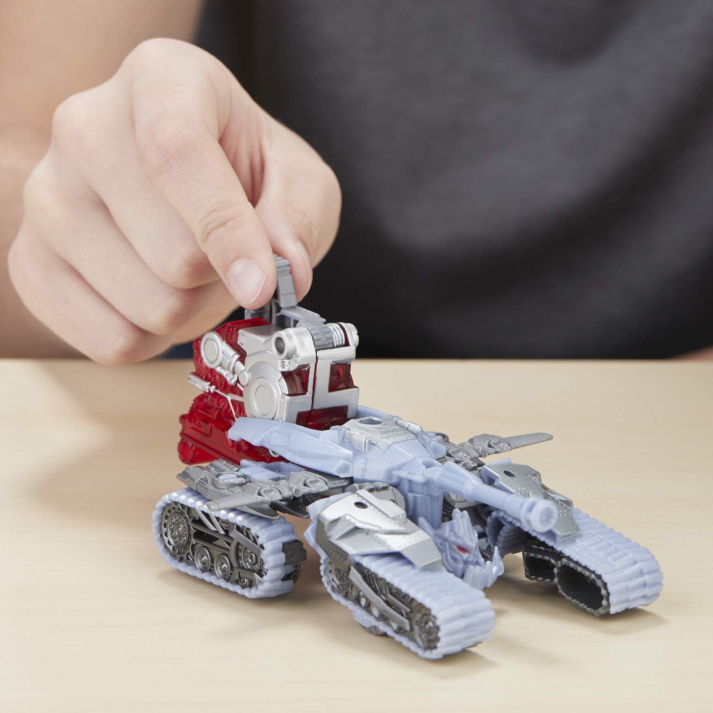 Transformers E0768 : Bumblebee -- Energon Igniters Power Series Megatron