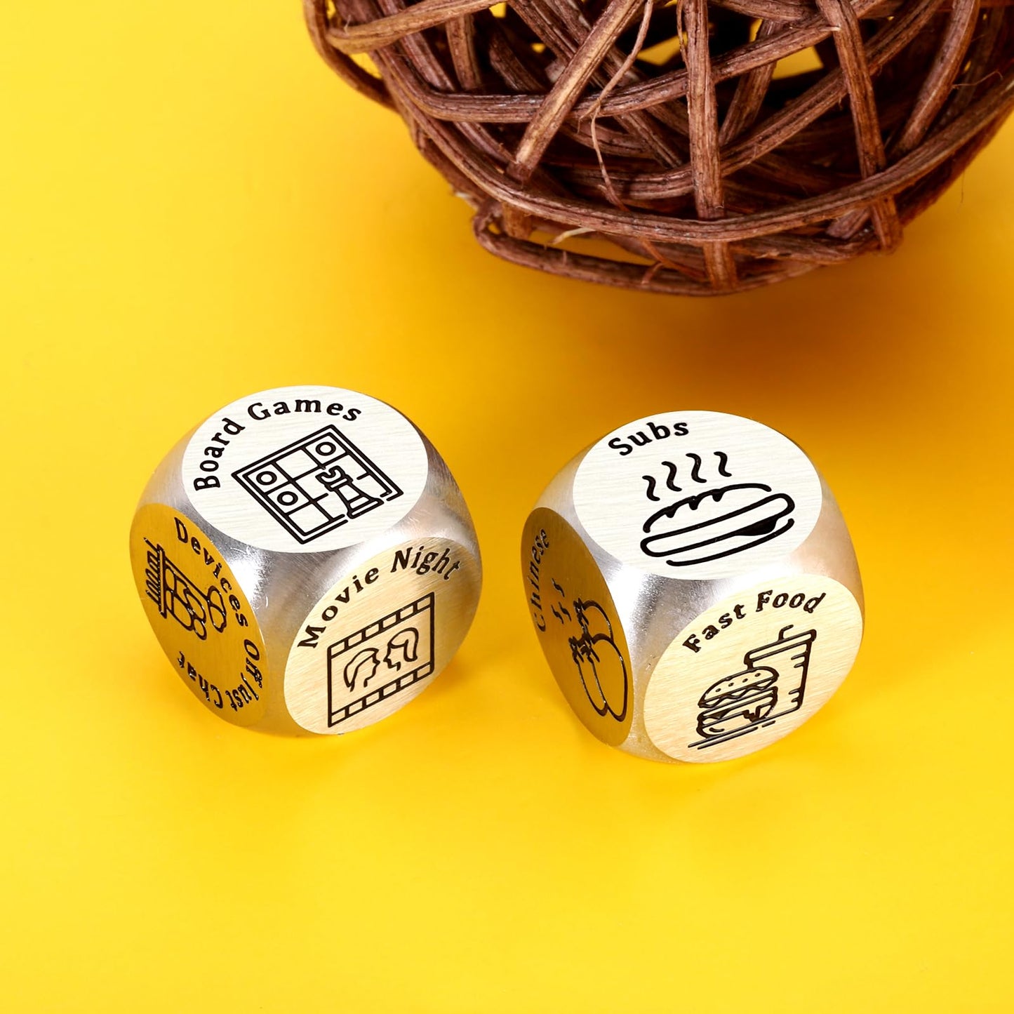 Valentines Gifts for Him Her, Anniversary Date Night Engagement Gifts for Boyfriend Couples 2 pcs Food Date Night Dice Set Decid