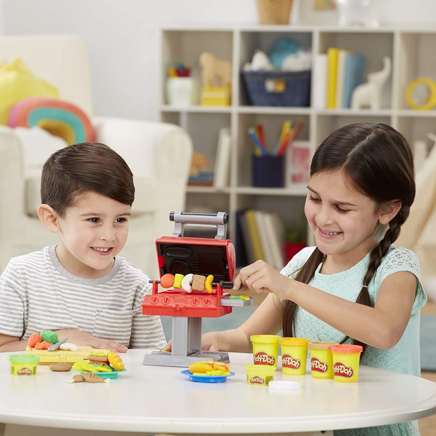 Play-Doh Kitchen Creations Grill 'N Stamp Playset For Kids 3 Years And Up With 6 Non-Toxic Modeling Compound Colors And 7 Barbecue Toy Accessories