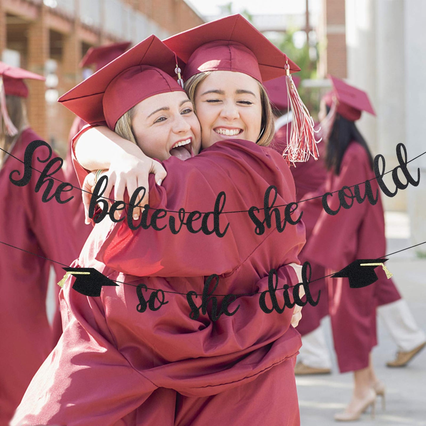 Black Glitter She Believed She Could So She Did Banner Girls 2025 Graduation Banner for Girls College Graduation Party Decoratio