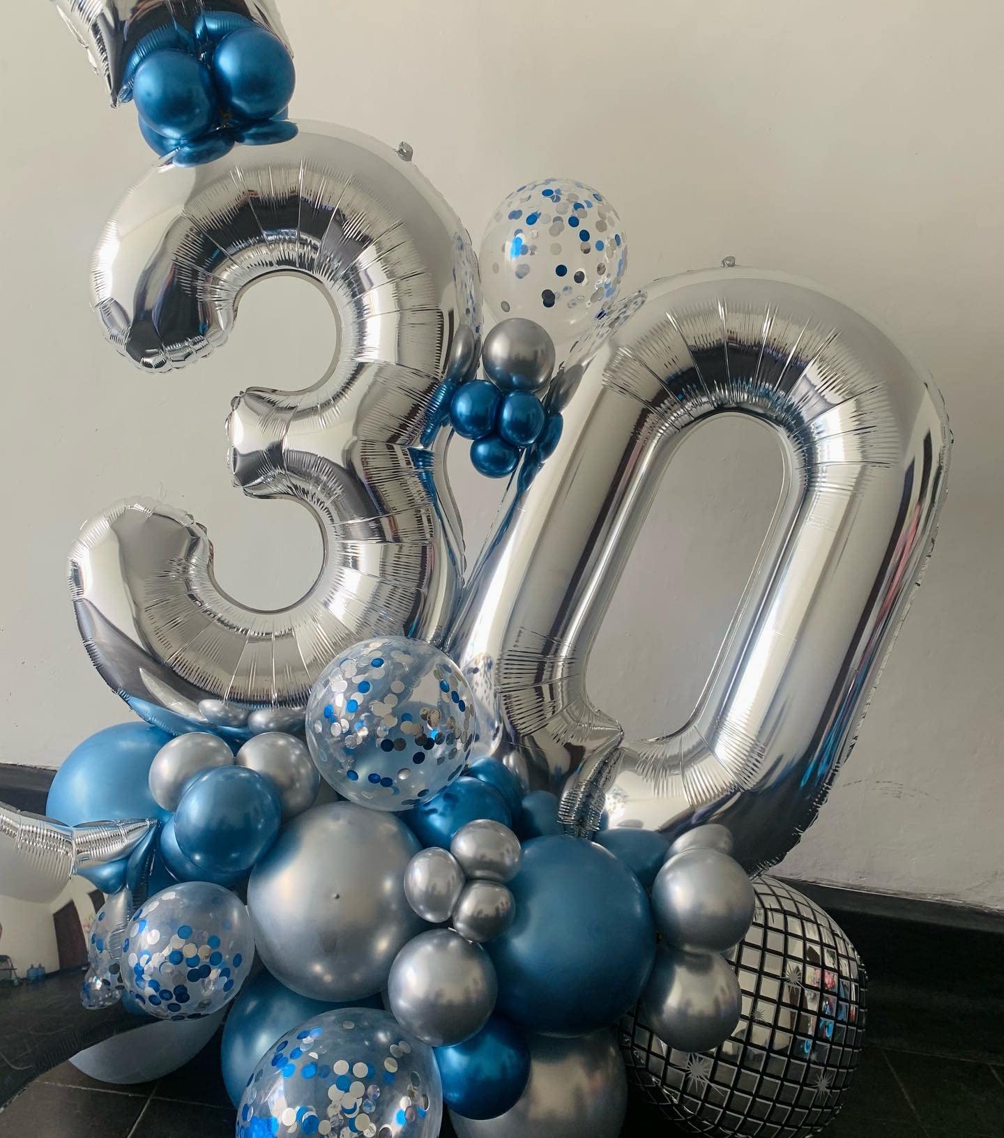 40 Inch Silver 30 Number Balloons Giant Jumbo Huge 30 Foil Mylar Helium Number Digital Balloons Silver Birthday Mylar Digital Ba