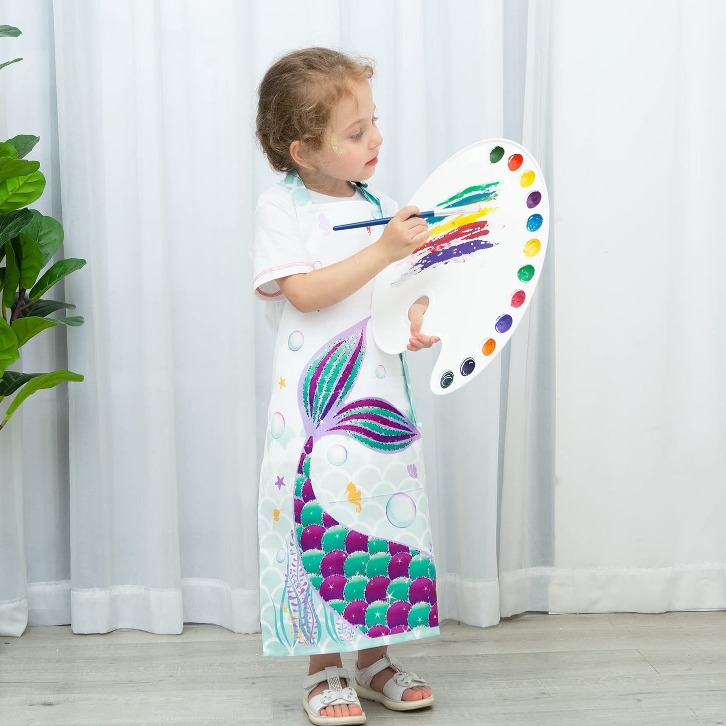 Wernnsai Mermaid Apron For Kids Girls Apron With Pocket Adjustable Strap Polyester Waterproof Baby Toddler Bib Aprons For Kitchen Cooking Gardening Painting Baking Parties(Extra Small,2-5 Years)