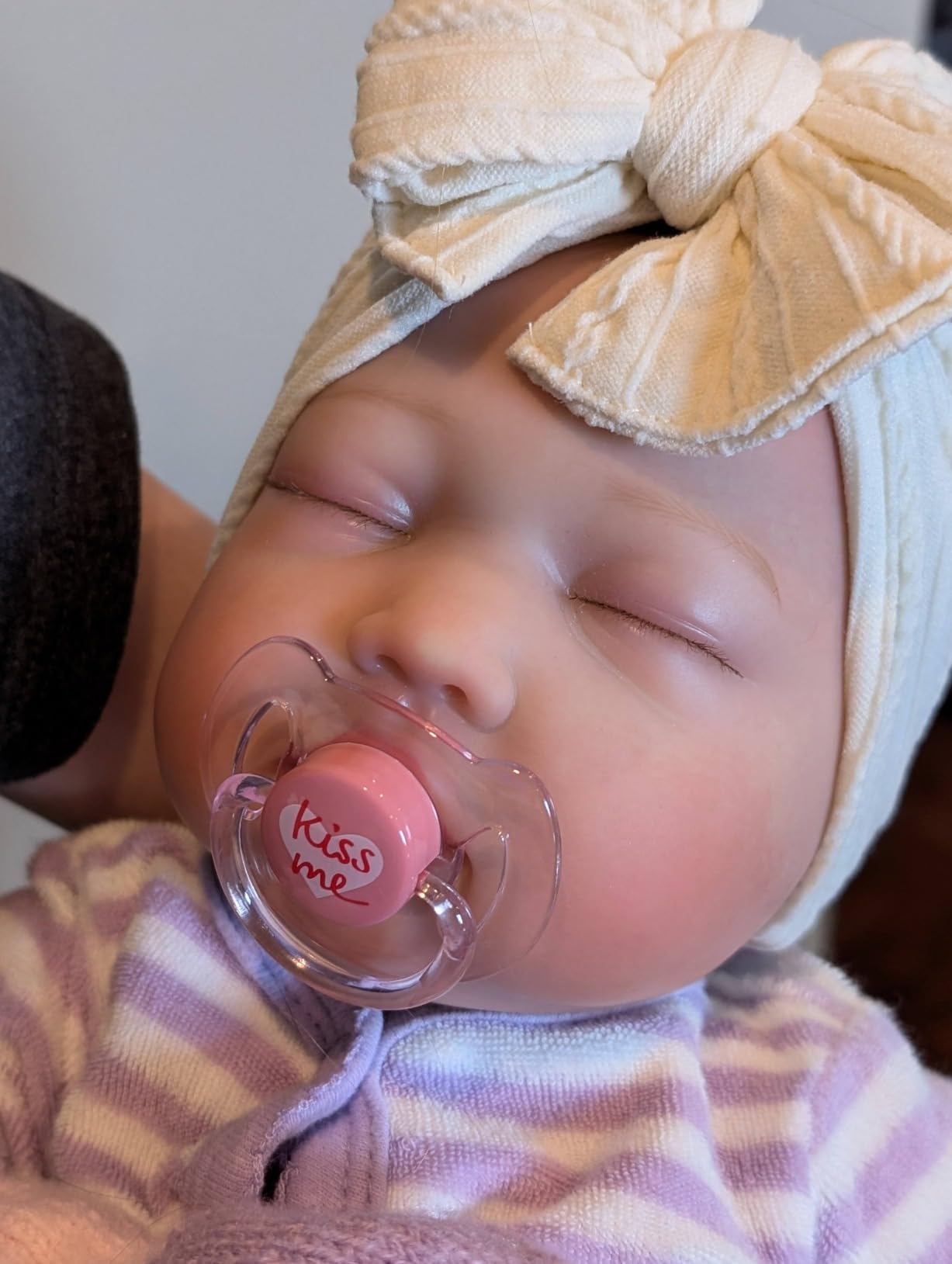 Marebaby Pink Style Magnetic Pacifier Set 4 Pieces For Reborn Baby Dolls Feeding Toy Accessories Set For Kids Gift