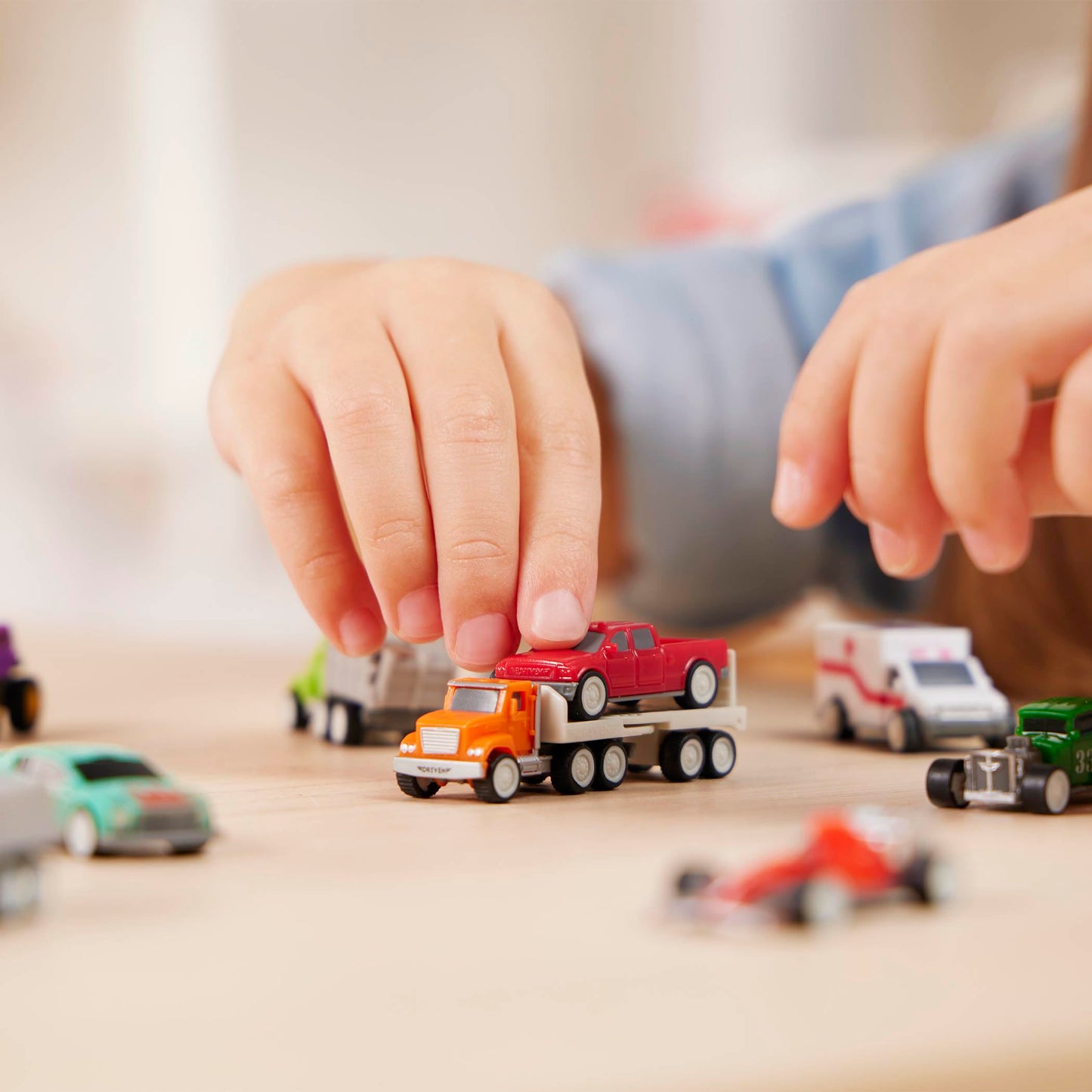 Driven By Battat – Pocket Fleet 2 – 20 Packs Mini Toy Vehicles – Race Car, Construction Trucks, Police Suv, Airplane, Fire Truck & More – Gift Toy For Boys & Girls Age 3+