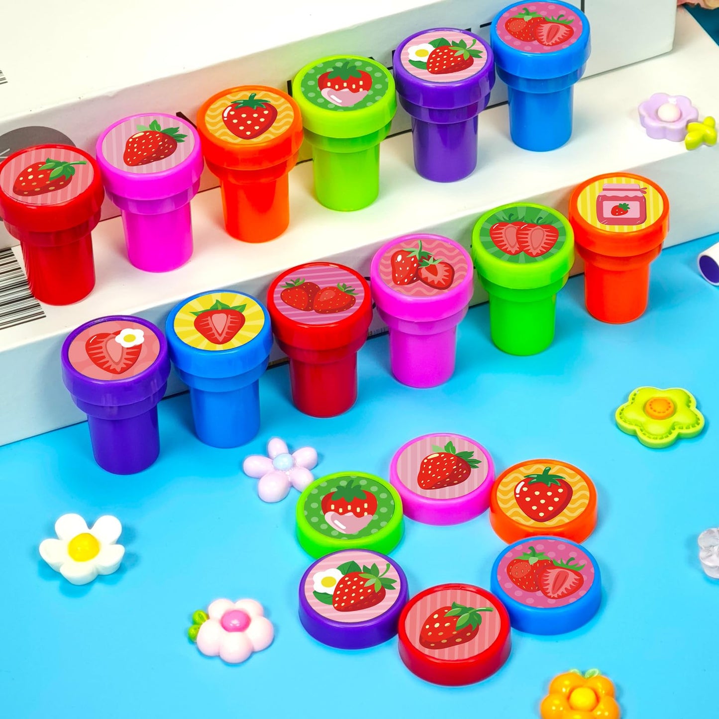 Cinrobiye 24 Pcs Strawberry Stampers for Kids, Cute Fruit Party Favors, Pink Stamps for Birthday Party Supplies, Carnival Prizes