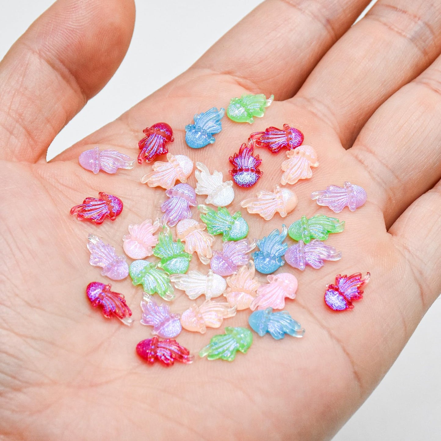 200 Pieces Mini Jellyfish Decor for Crafts Dollhouse Miniatures Tiny Jelly Fish Beach Christmas Decorations for Dollhouse Fairy