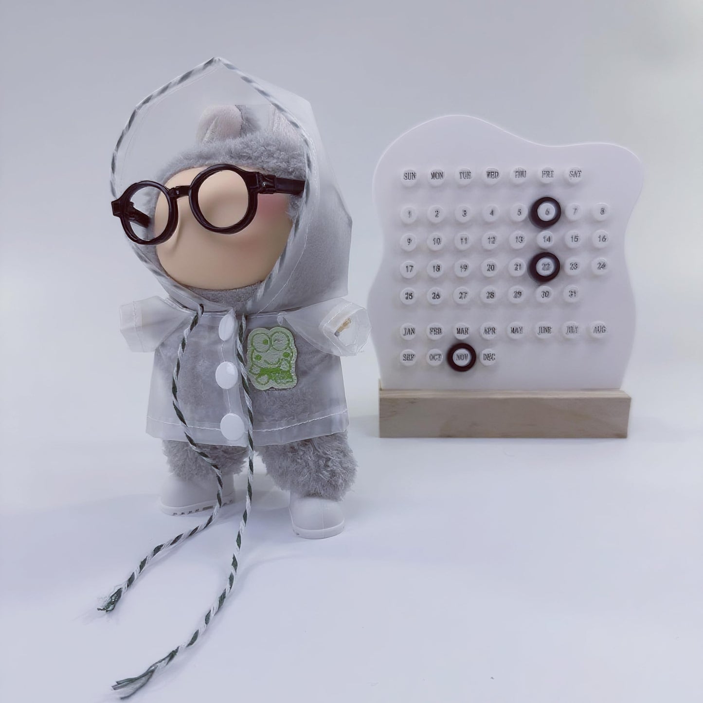 17cm Doll Clothes Set Stylish Raincoat Doll Outfits with White Shoes Black Glasses (No Dolls)