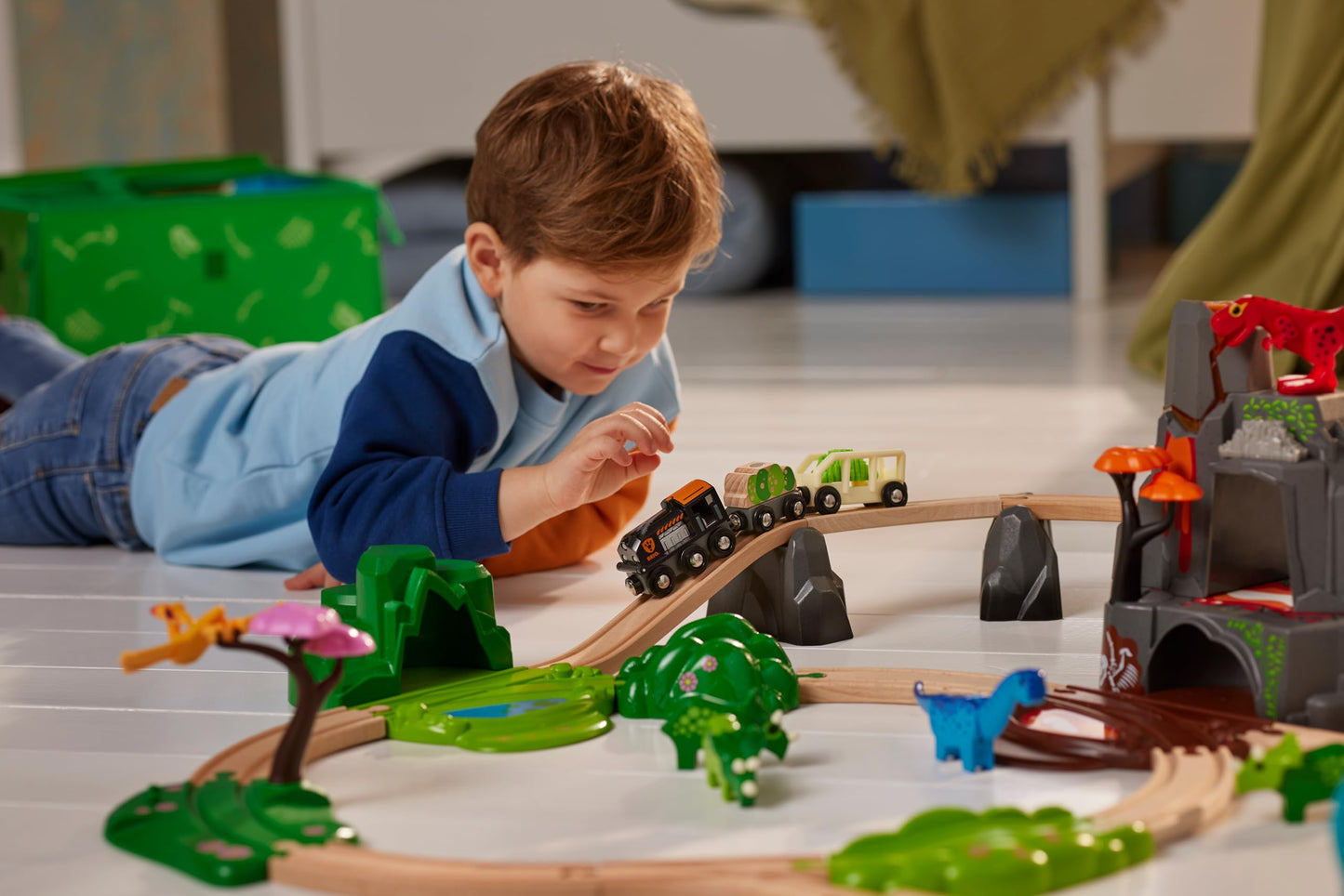Brio World – 36104 Dinosaur Deluxe Set | 44-Piece Toy Train Set For Kids Ages 3 Years And Up