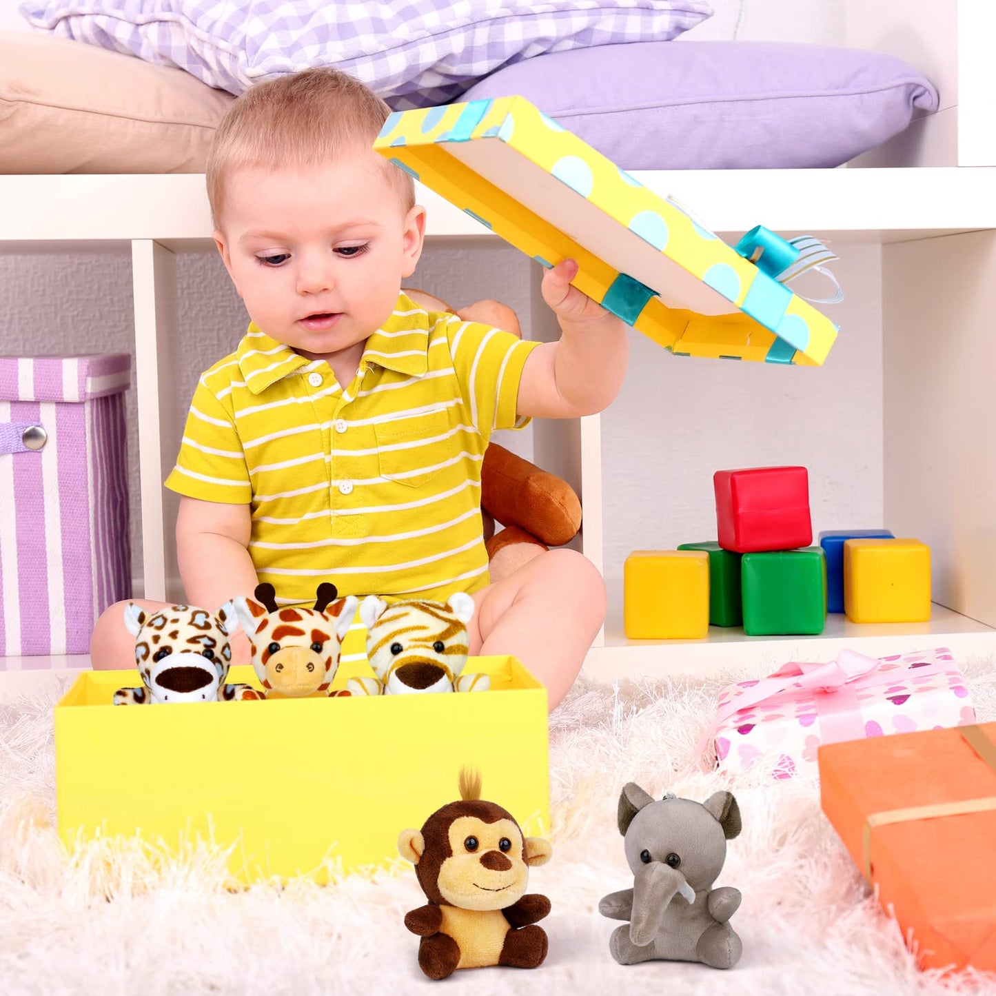 Elcoho 16 Pieces Safari Mini Stuffed Jungle Animal Set Small Stuffed Forest Animal 3.75 Inch Animal Keychain Plush Toys For Animal Themed Parties Kids Birthday(Sitting)