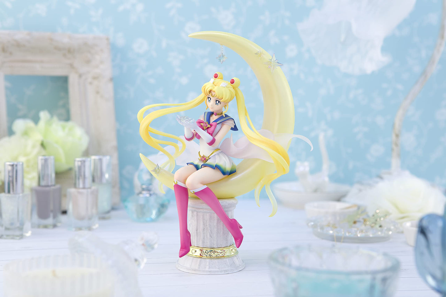 Tamashii Nations - Pretty Guardian Sailor Moon Eternal The Movie - Super Sailor Moon (Bright Moon & Legendary Silver Crystal, Bandai Spirits Figuartszero Chouette