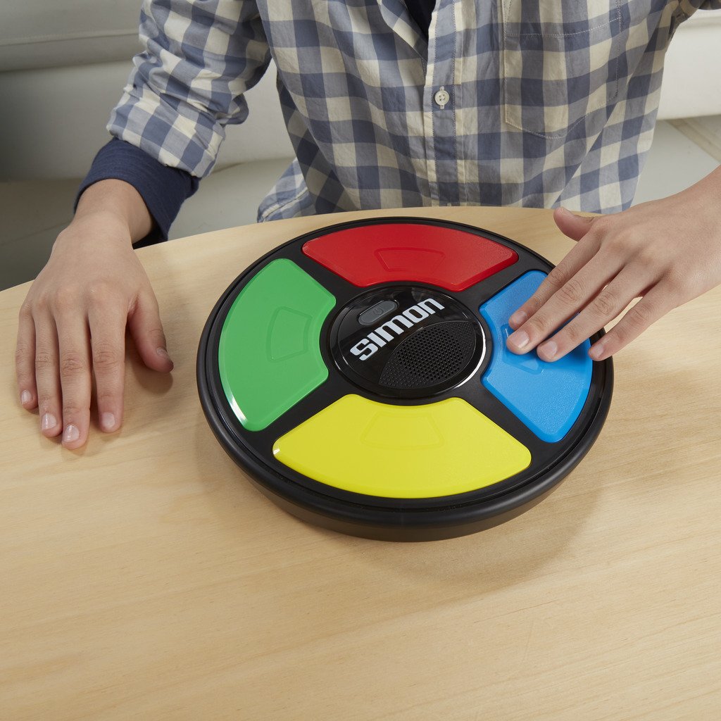 Hasbro Gaming – Classic Simon Game, 8 Years To 99 Years