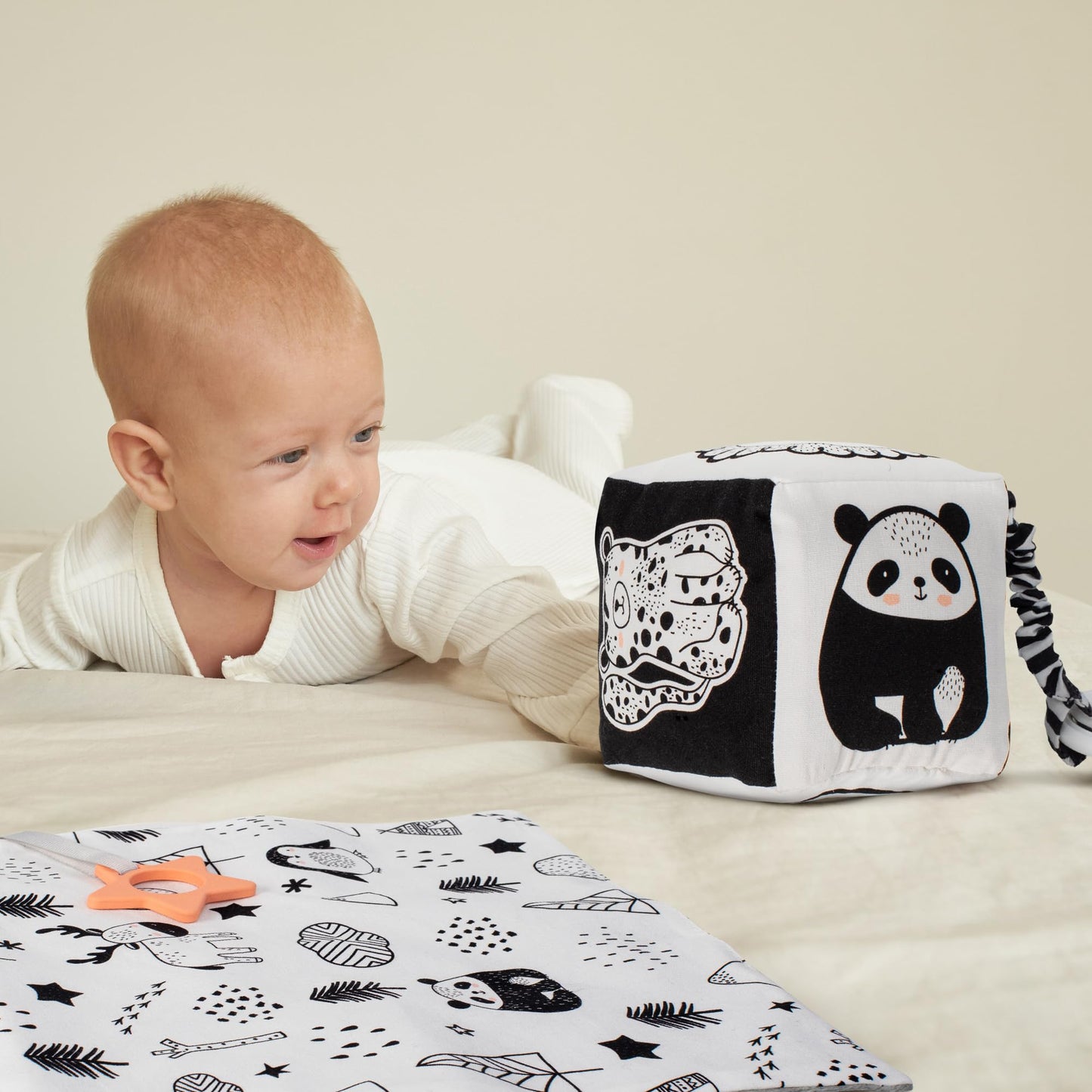 The Ultimate Tummy Time Toys Set Of 3 - Soft High Contrast Book, Toy Block, Crinkle Paper And Teether - Stimulating Black & White Sensory Development Toys For Newborns & Infants 0-3, 0-6 Months