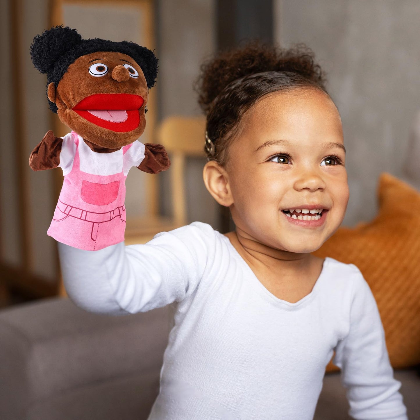 1 Pcs Family Hand Puppets 13 Inch Grandparents, Mom & Dad, Brother & Sister Plush Hand Puppet Toys Role-Play Toy Puppets For Kids Storytelling Imaginative Pretend Play Teaching Preschool(Black Sister)