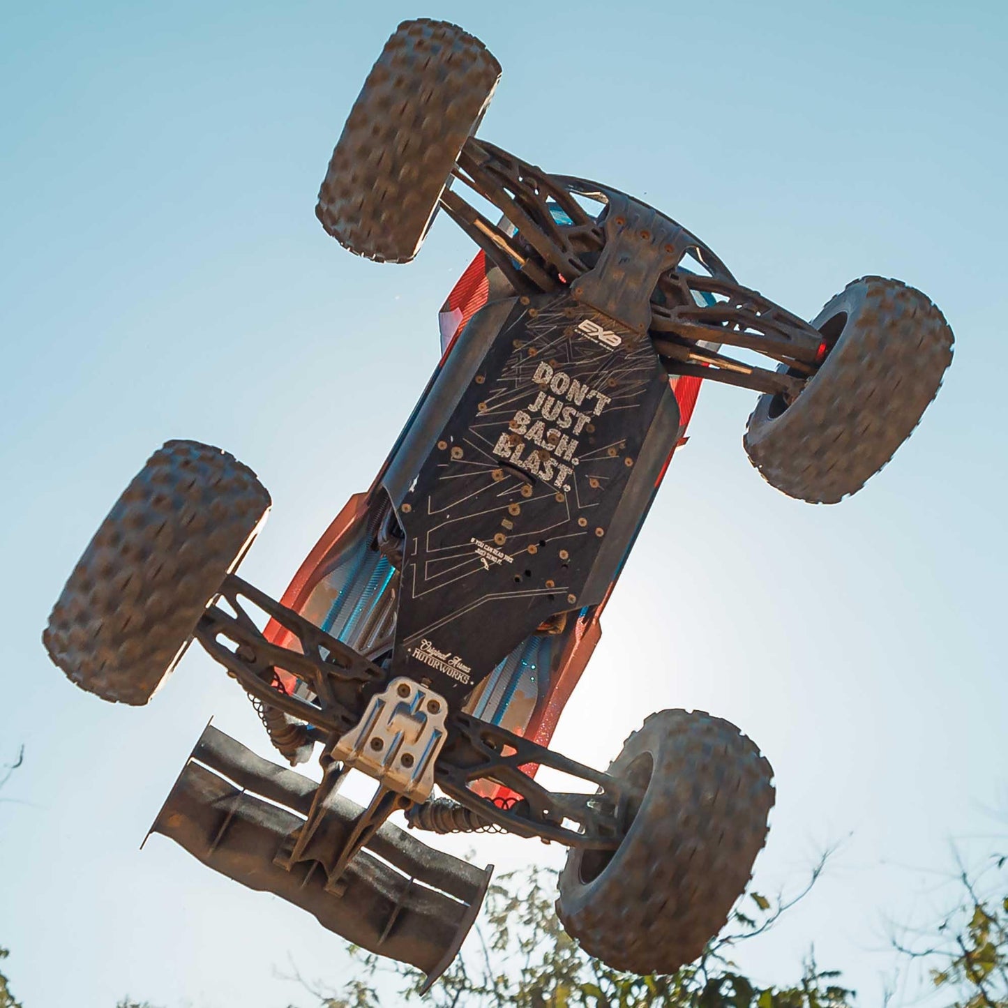 ARRMA RC Truck 1/8 KRATON 4X4 6S BLX BRUSHLESS V6 Speed Truck RTR (Lipo Battery and Charger Not Included) (Blue/Orange), ARA8608