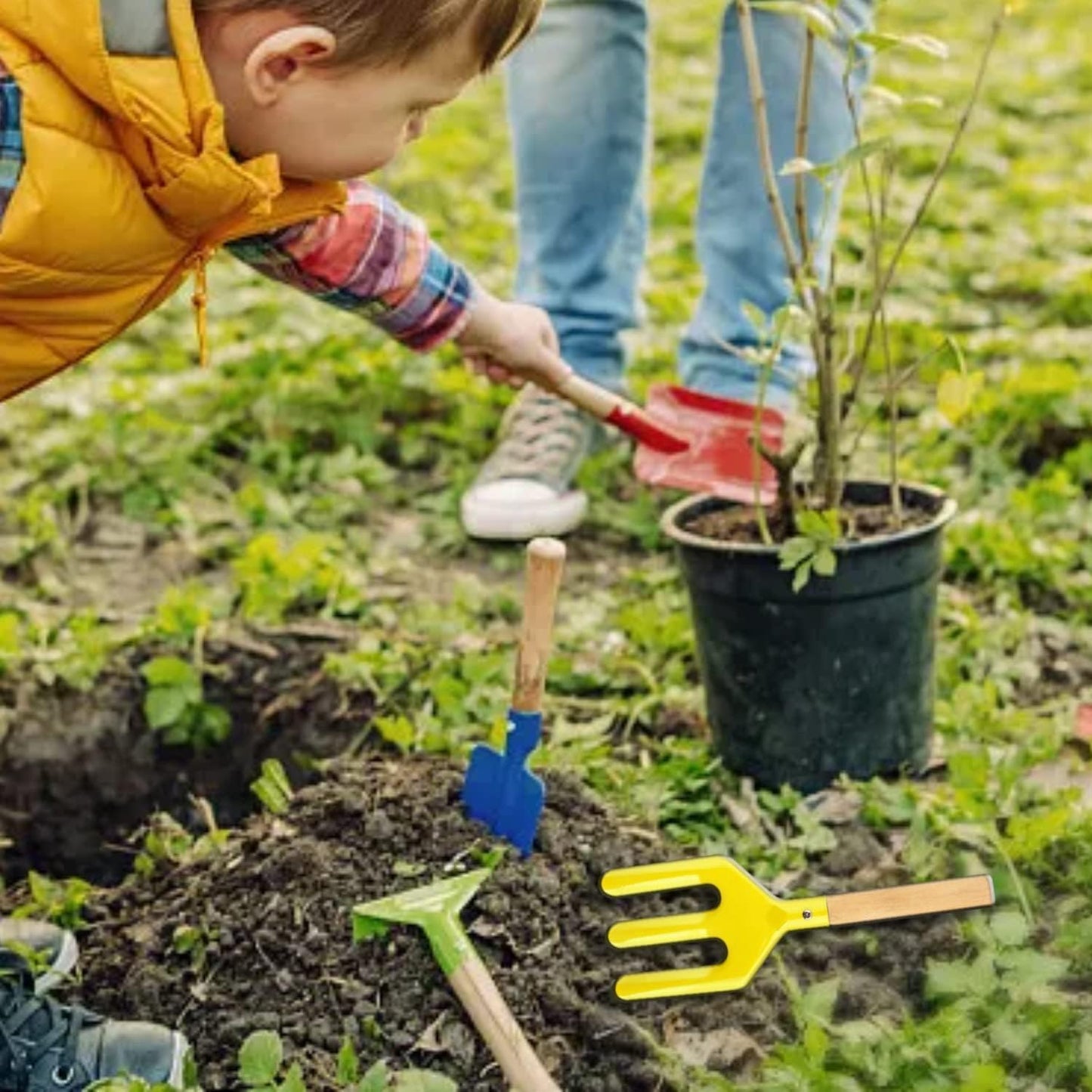 Beach Toys for Kids, 6Pcs 8'' Kids Gardening Tools Sand Toys Set, Metal Garden Tools with Sturdy Wooden Handle, Cylinder, Spoon,
