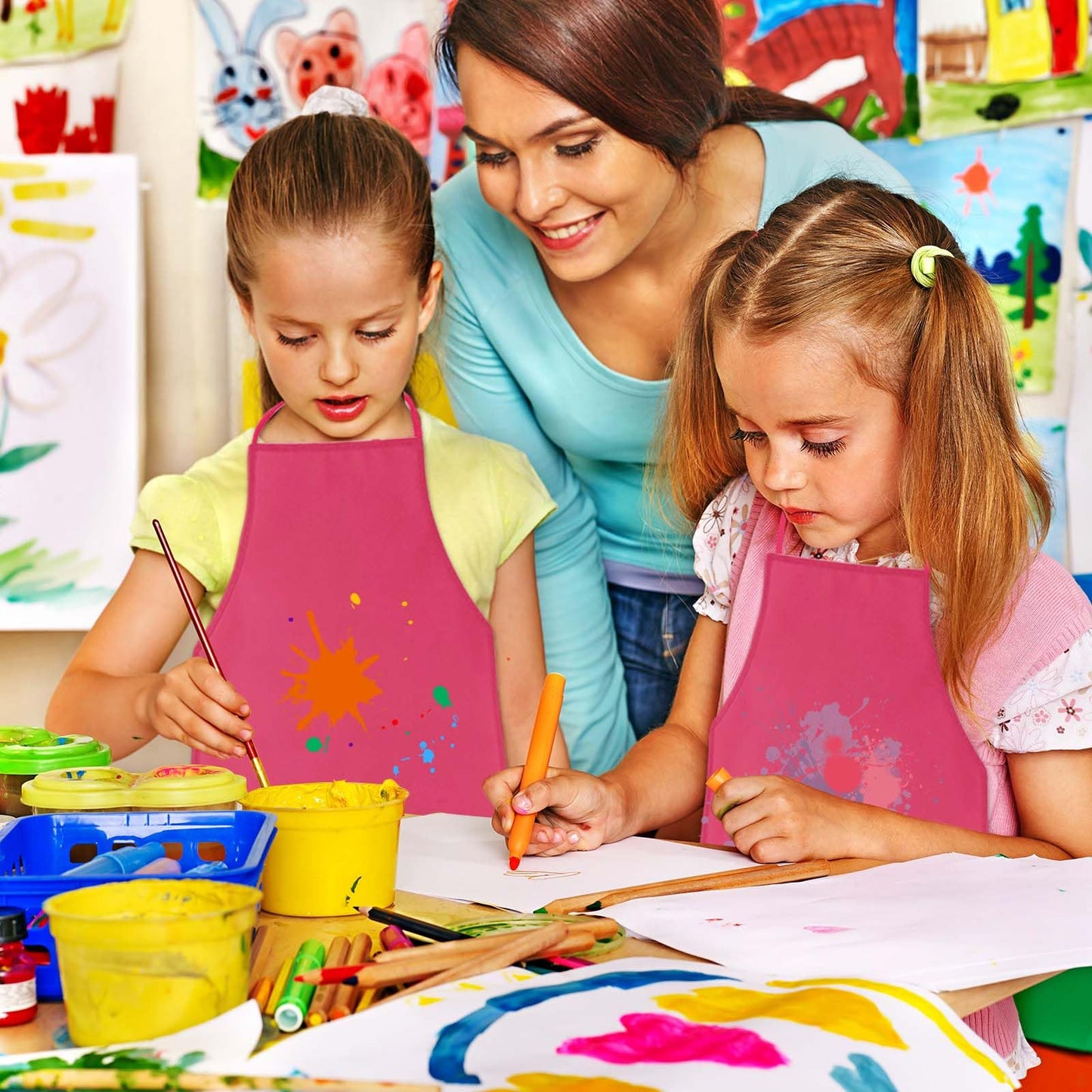Kuuqa 16Pack Kids Art Aprons Bulk Rose Red Children Painting Aprons Art Smocks For Craft Kitchen Classroom Painting Party Supplies