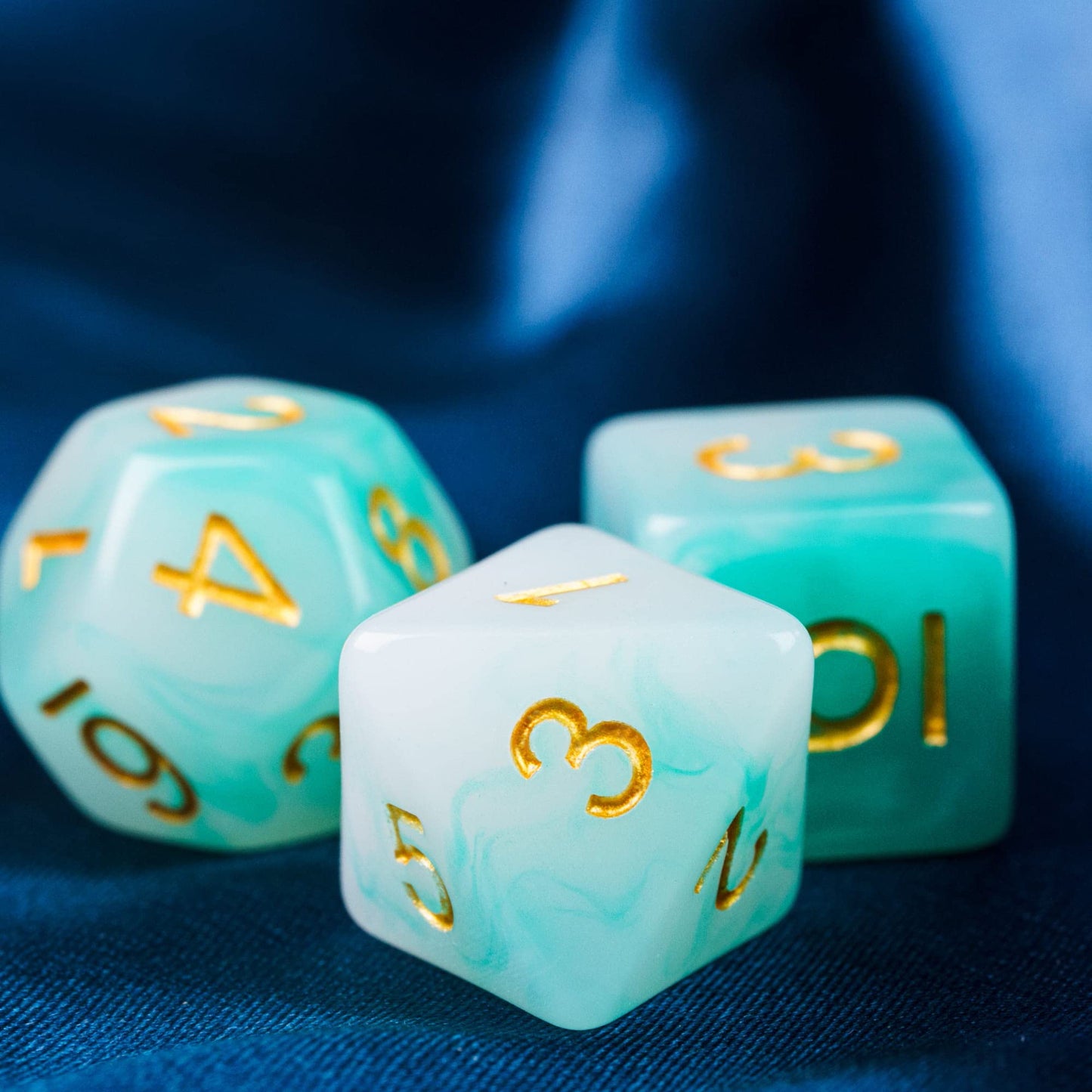 HDdais 7PCS Polyhedral Dice Set, Jade DND Dice Set for Dungeon and Dragons, D&D Dice Set for Role Playing Games (Green White)