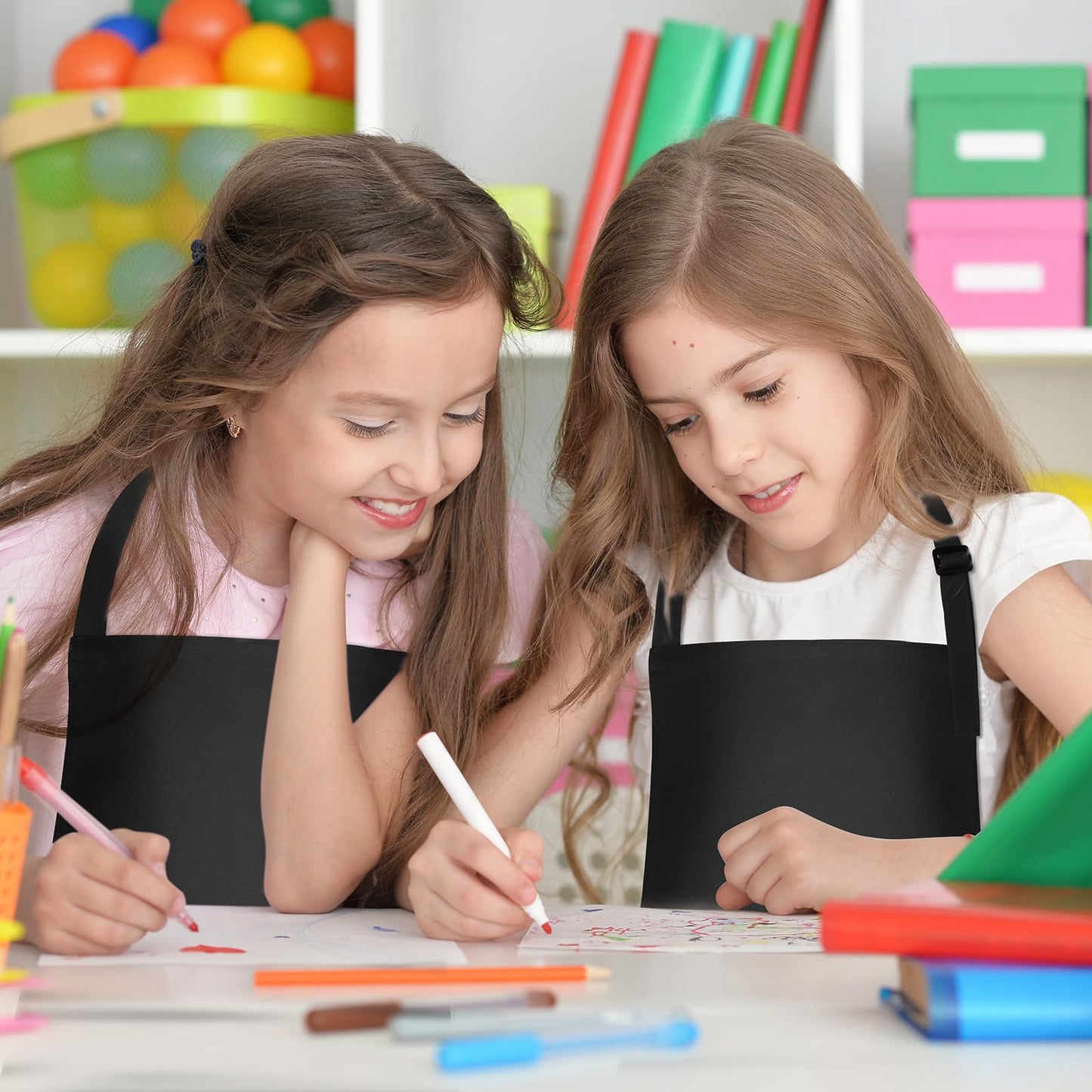 NACHLYNN 10 Pieces Kids Aprons Adjustable Toddler Apron with 2 Pockets for Kids Painting Cooking Baking Crafts Activity (Black)