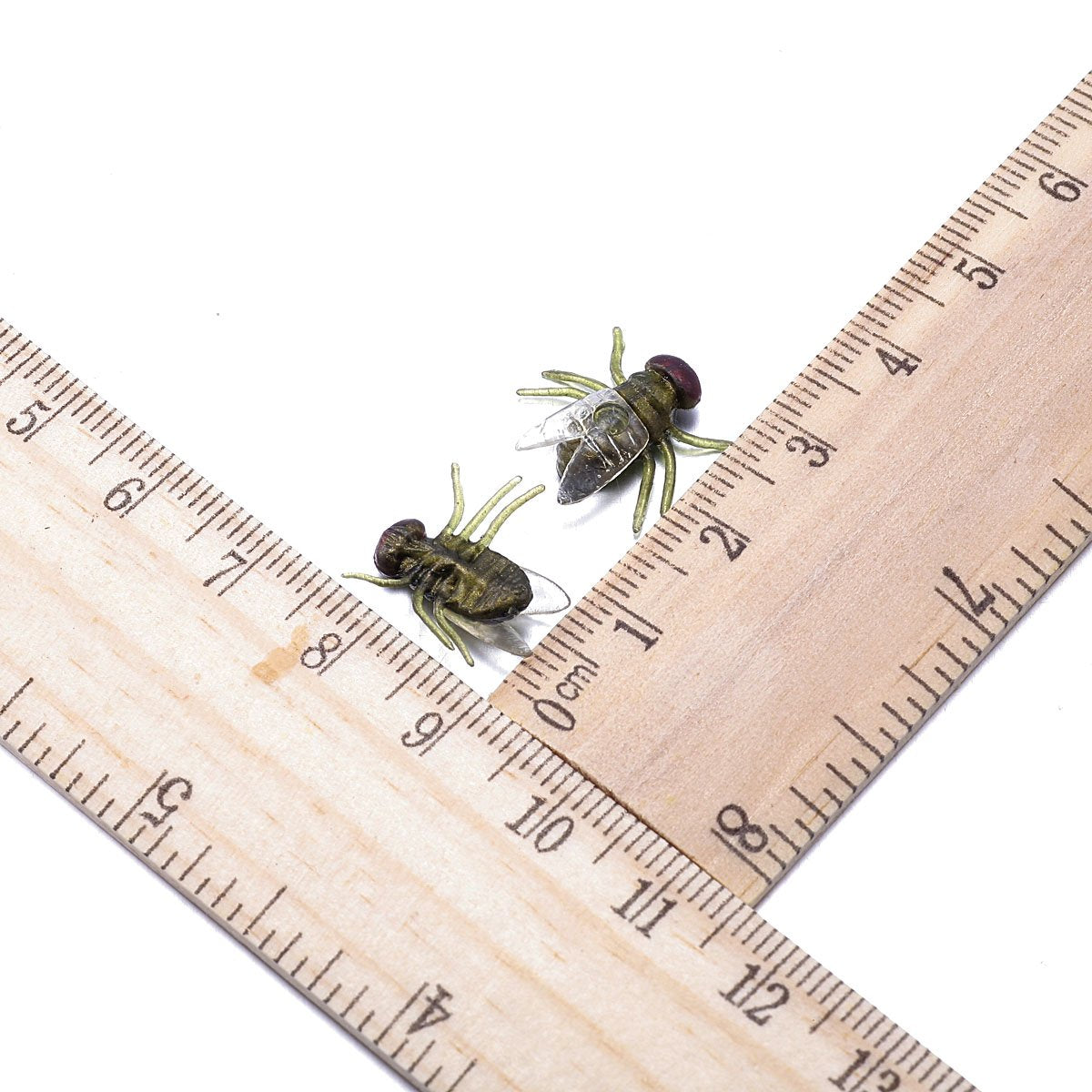 Funlavie Plastic Flies Halloween Fly For Gag Gifts/Party Favors/Prank Kit -100 Pcs Green