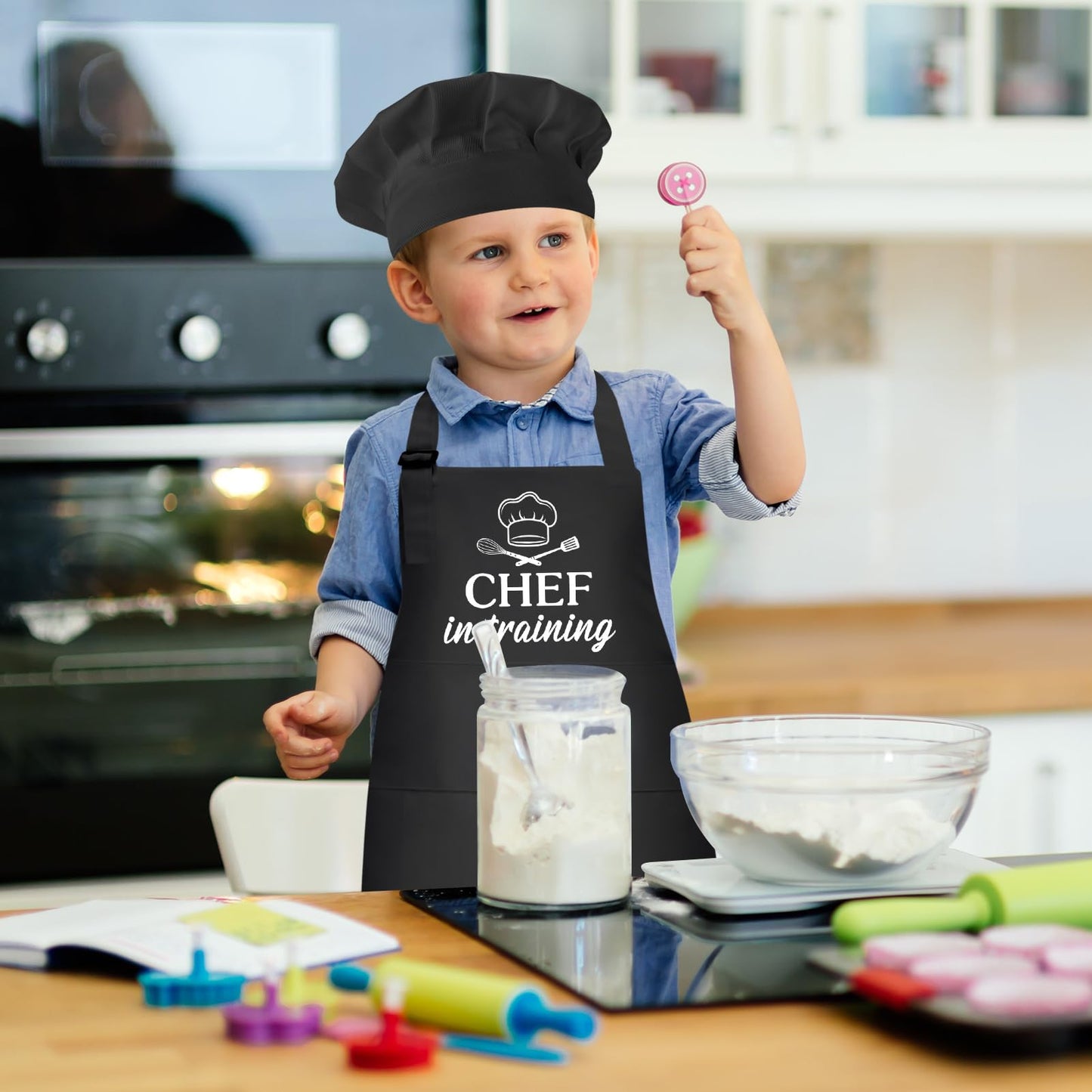 XLSXEXCL Kids Apron and Chef Hat Set, CHEF in training Apron Adjustable Child Apron Chef in Training Funny Apron with 2 Pocke
