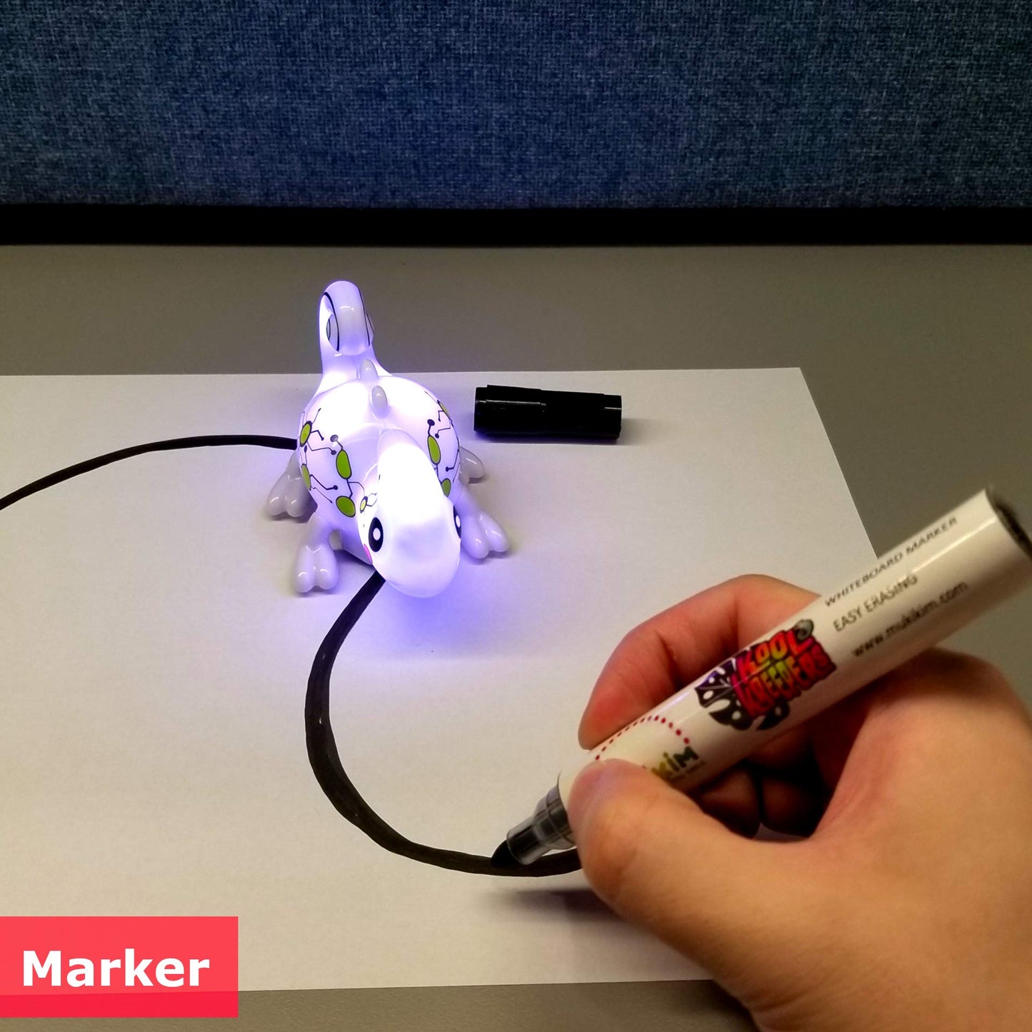 Mukikim Kool Kreepers - Color Tracer Chameleon. Inductive Steam Toy For 3+ Year Old Girls & Boys. Follow Line + 5 Led Changing Colors/Sounds Lizard Toy For Kids