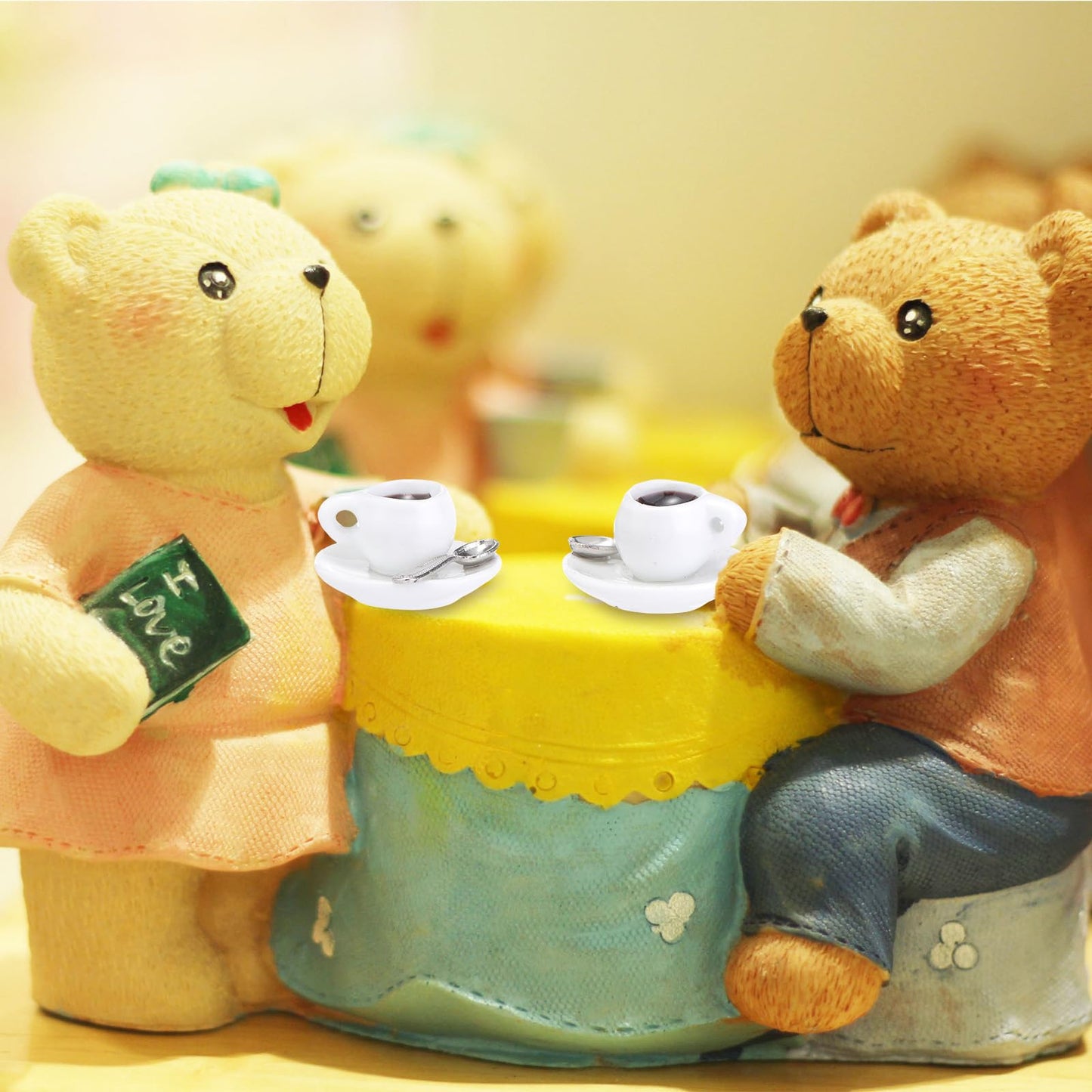 Hollowfly 5 Pcs Miniature Dollhouse Kitchen Accessories 1: 12 Scale Dollhouse Accessories Include Mini Coffee Maker Blender Toy