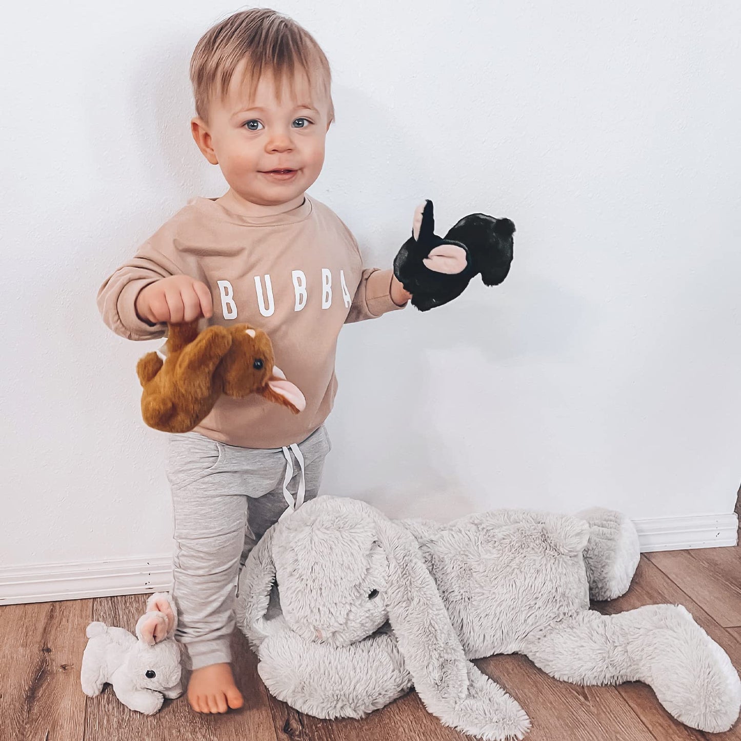 BENINY Bunny Stuffed Animal Set - Large Gray Plush Rabbit with 3 Small Bunnies for Kids - Cuddly Polyester Toys